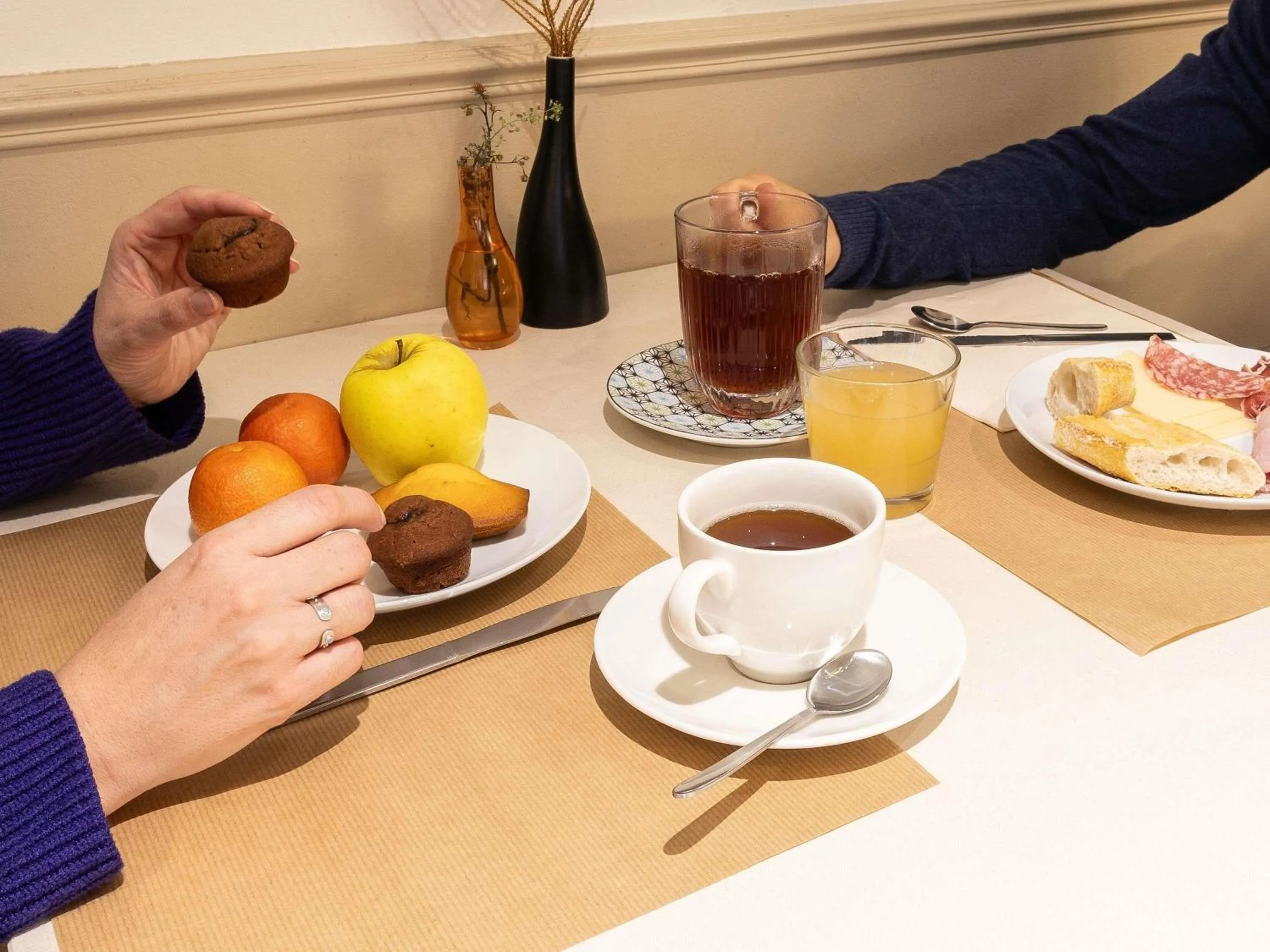 Restaurant/places to eat in Mercure Hotel Forbach Centre de Loisirs