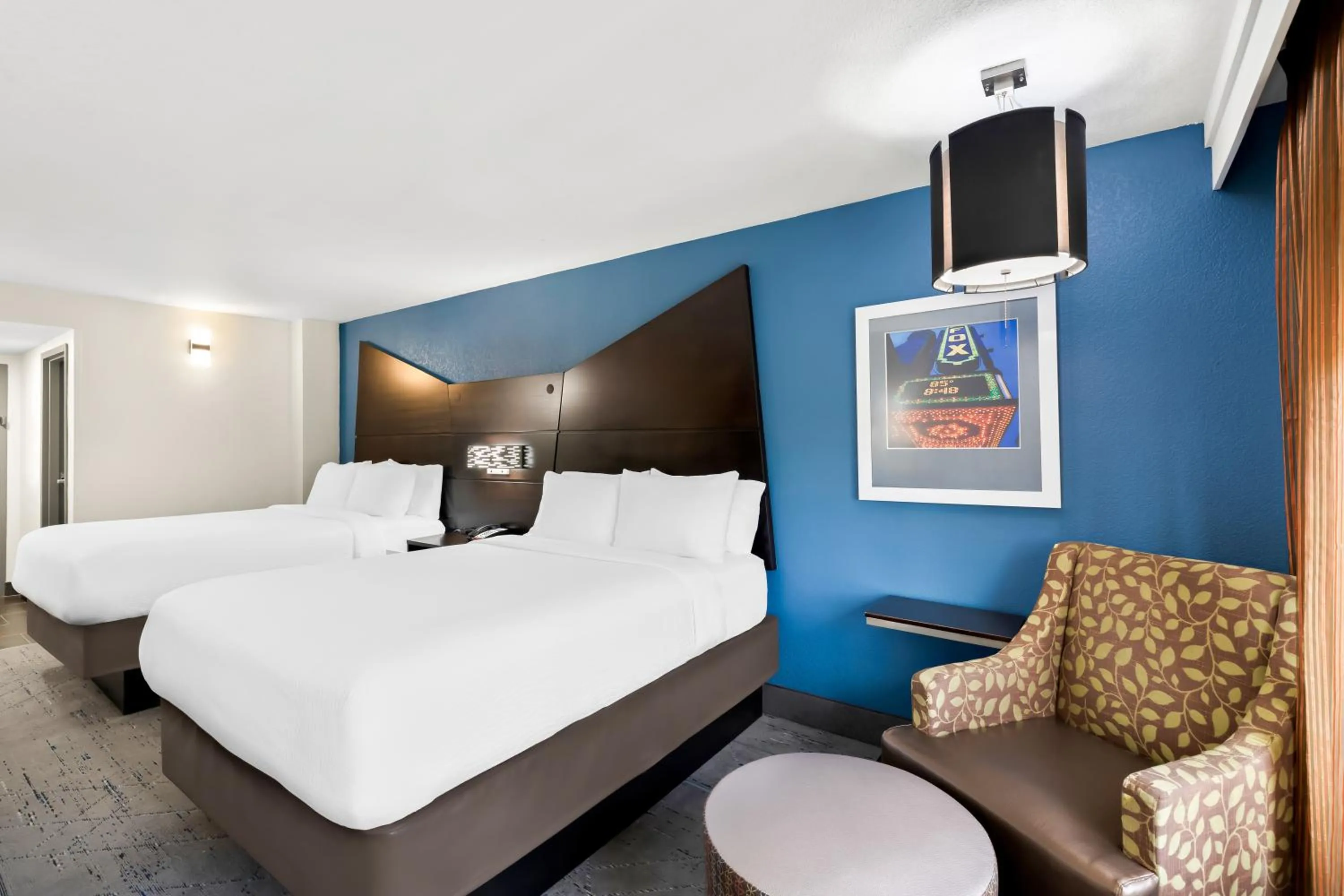 Bedroom, Bed in Holiday Inn Express Atlanta Galleria-Ballpark Area by IHG