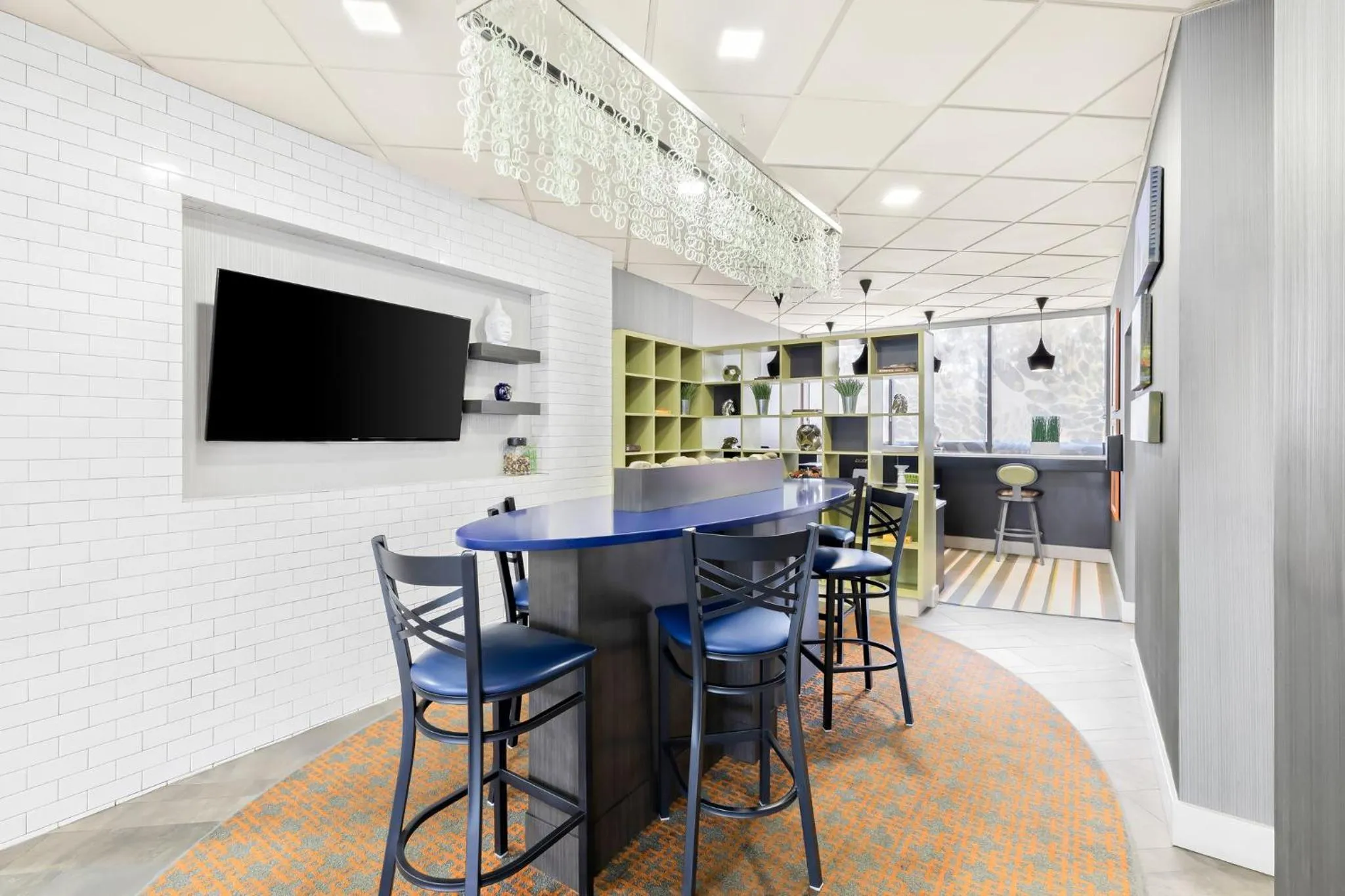 Property building in Holiday Inn Express Atlanta Galleria-Ballpark Area by IHG