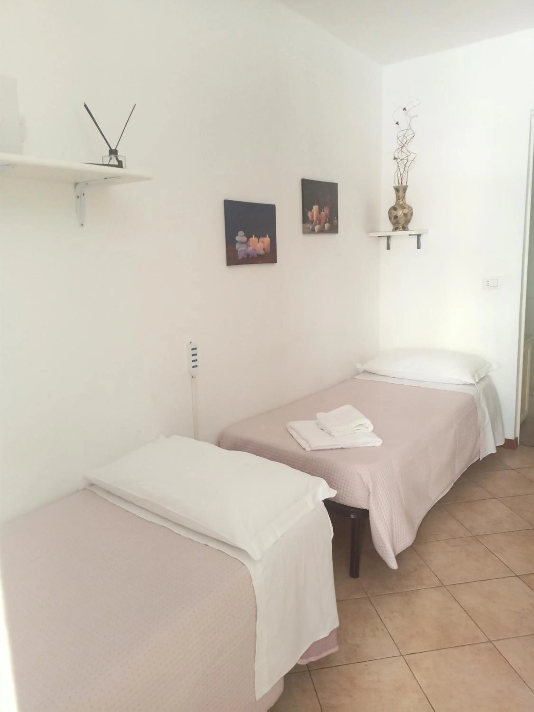 Bedroom, Bed in Hotel Serena