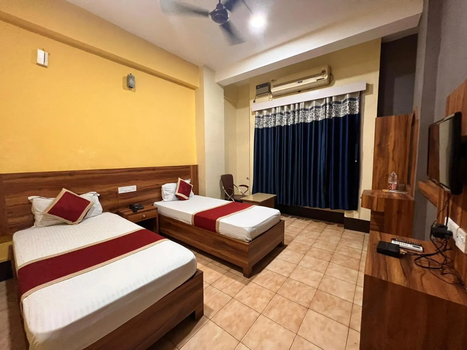 Bed in Hotel Bluemoon