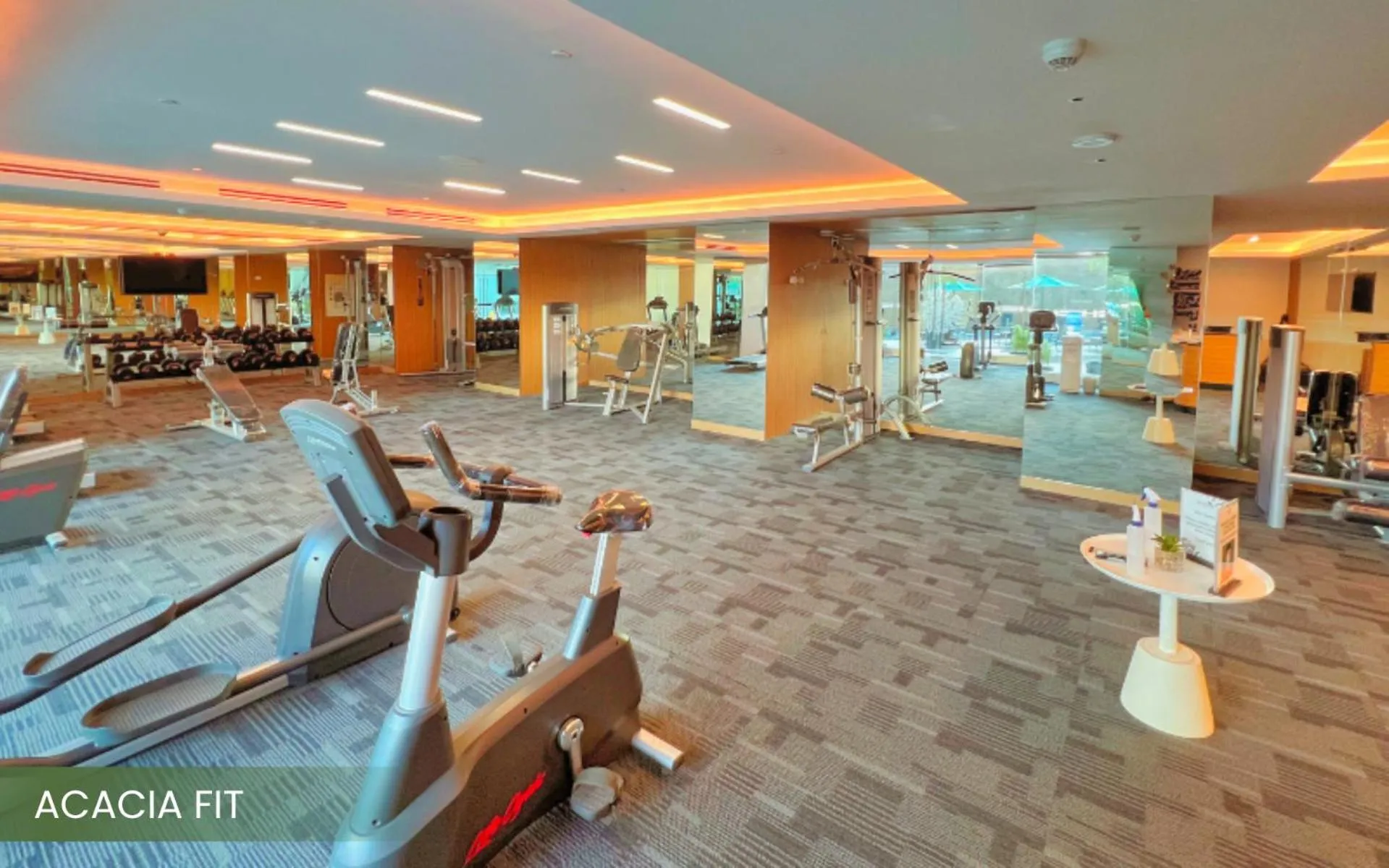Fitness centre/facilities in Acacia Hotel Davao