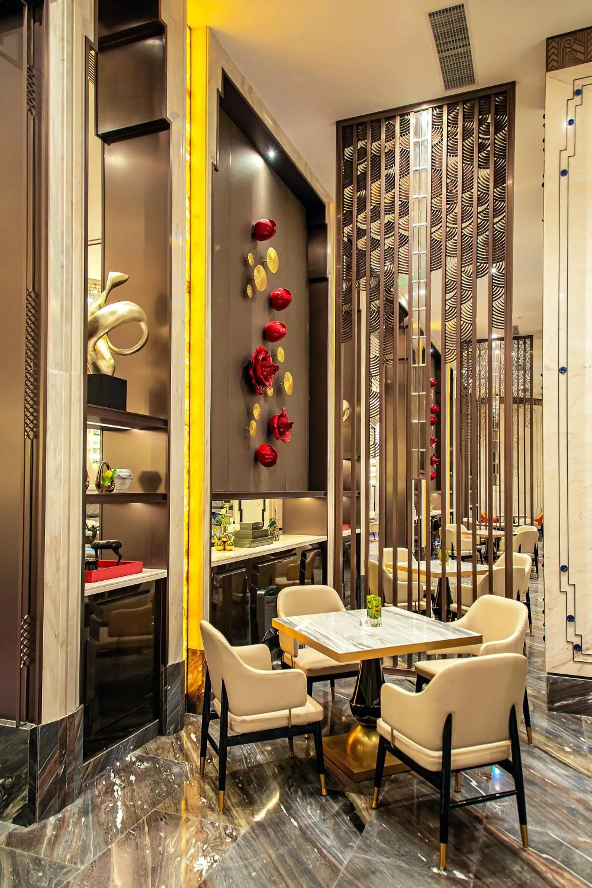 Restaurant/places to eat in Jin Bei Palace Hotel