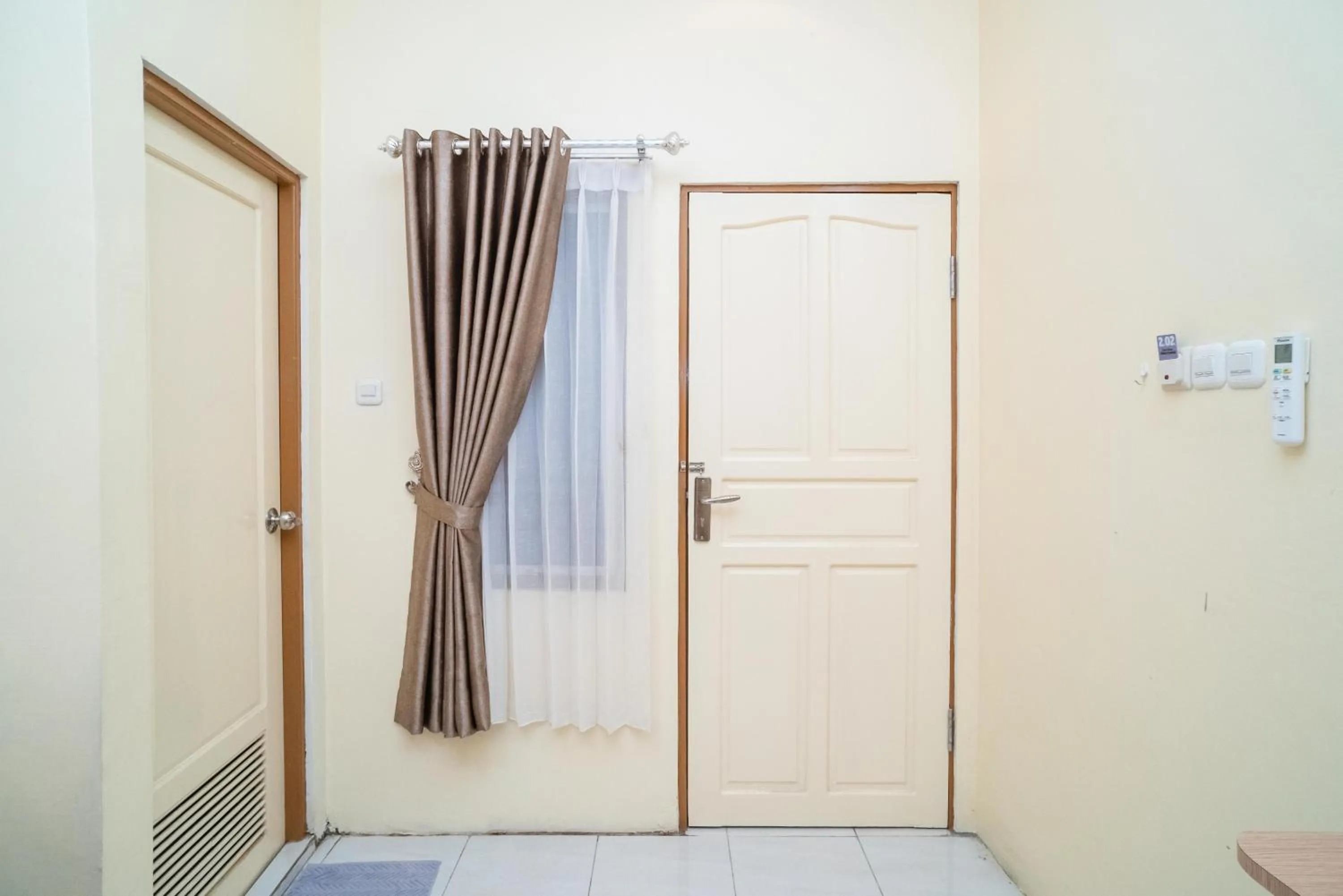 RedDoorz Syariah near Taman Siring 2