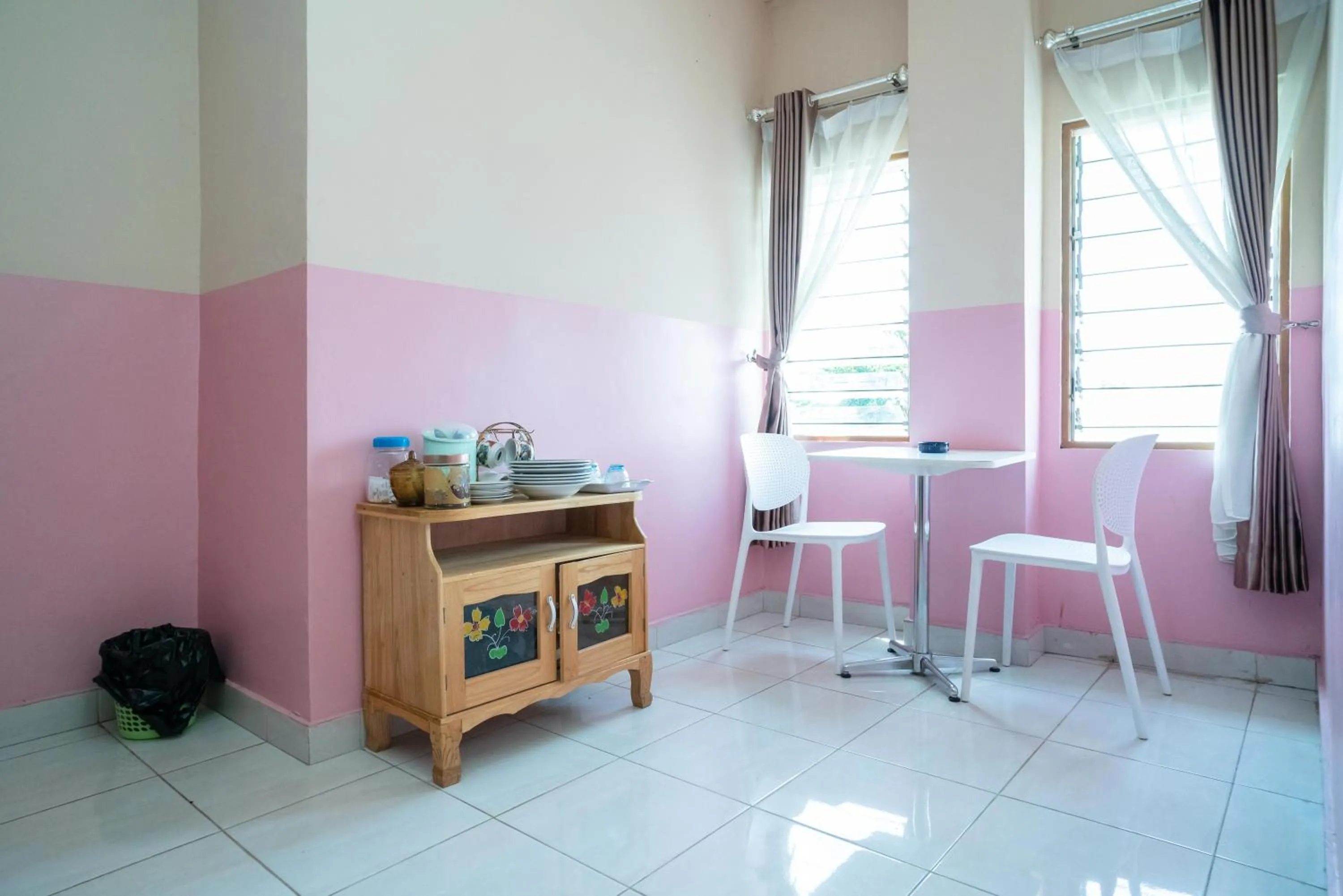 RedDoorz Syariah near Taman Siring 2