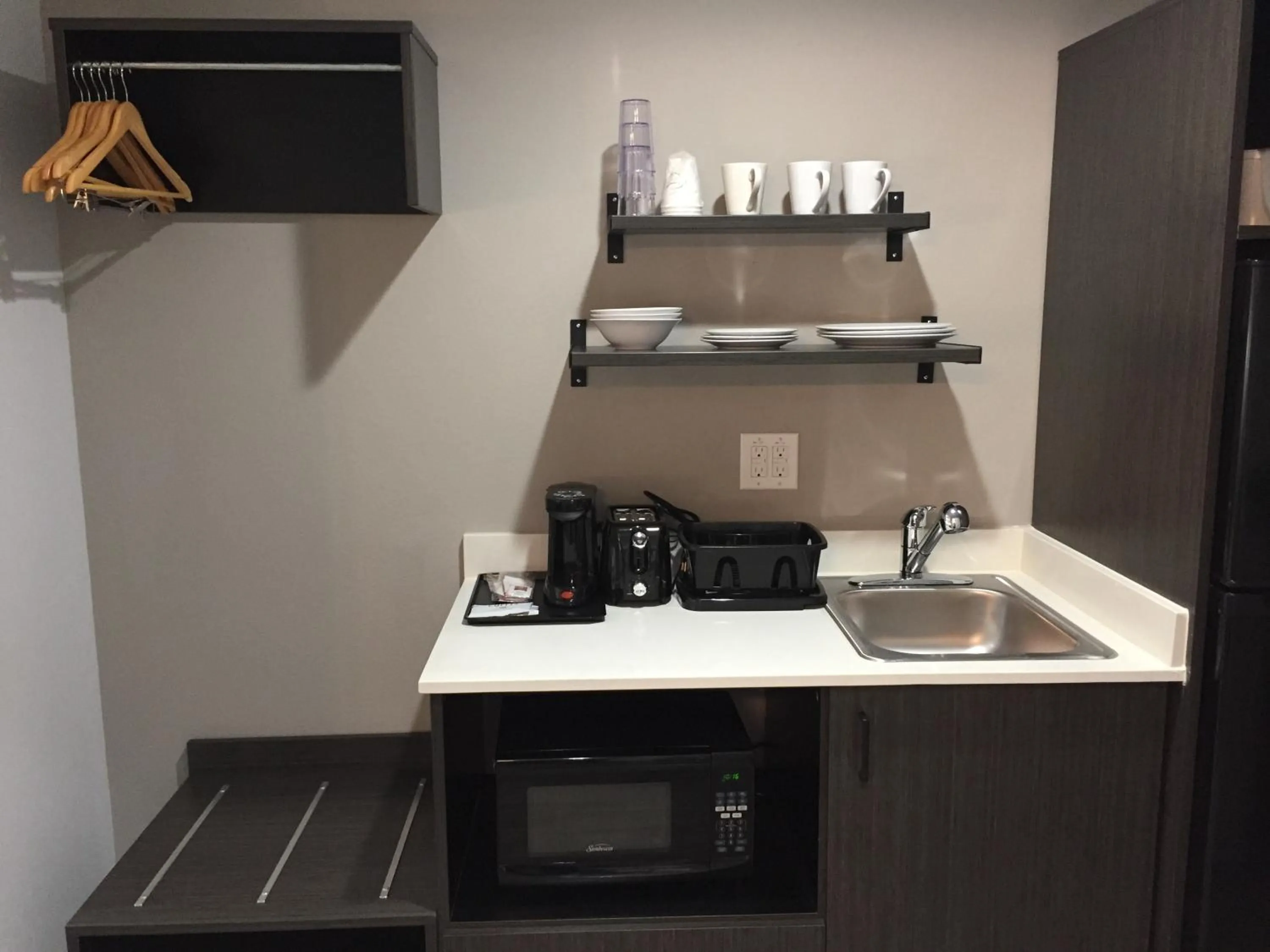 Kitchen or kitchenette in Studio 6-Mesquite, TX - Dallas