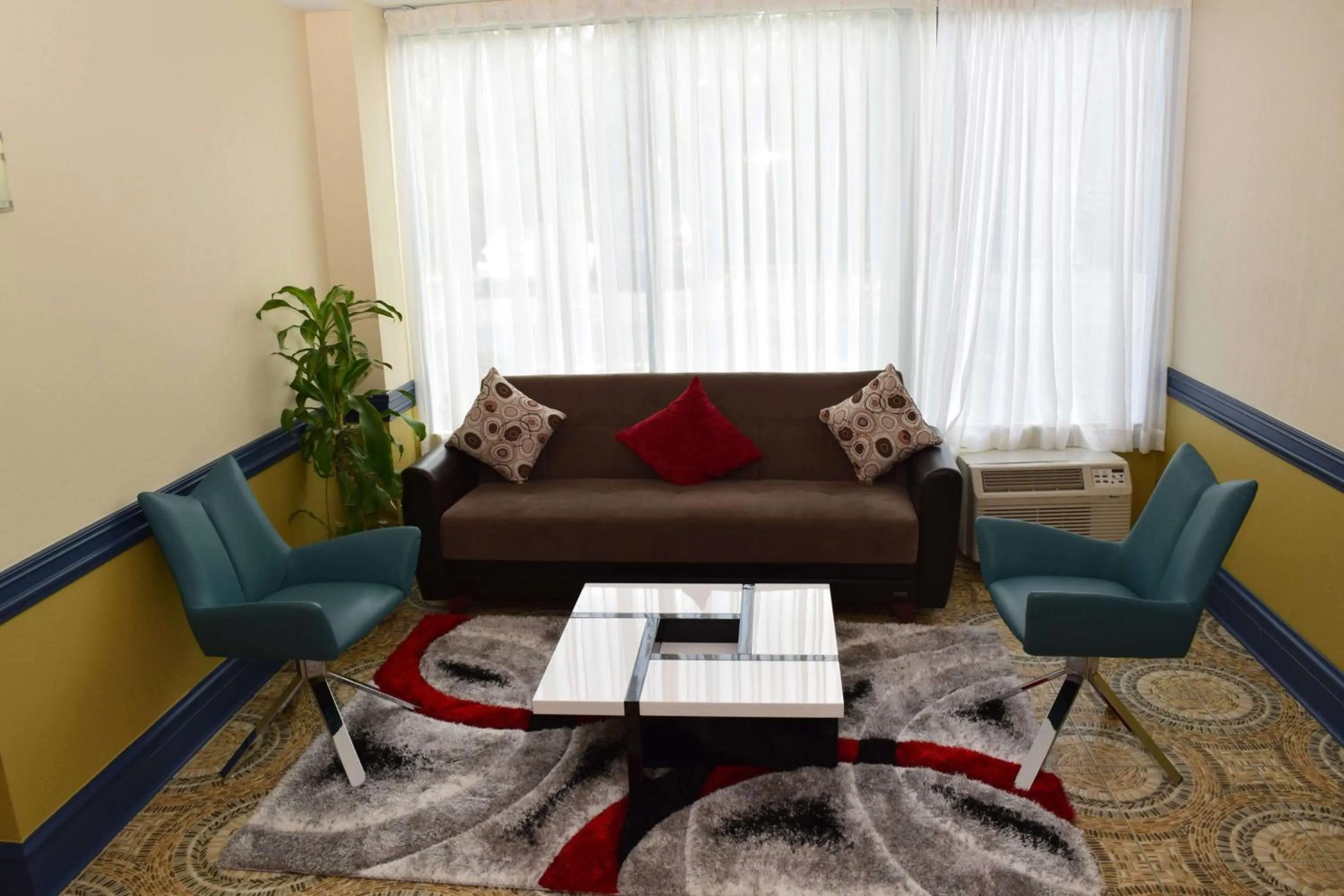 Lobby or reception in Baymont by Wyndham - Chicago - Addison - O'Hare