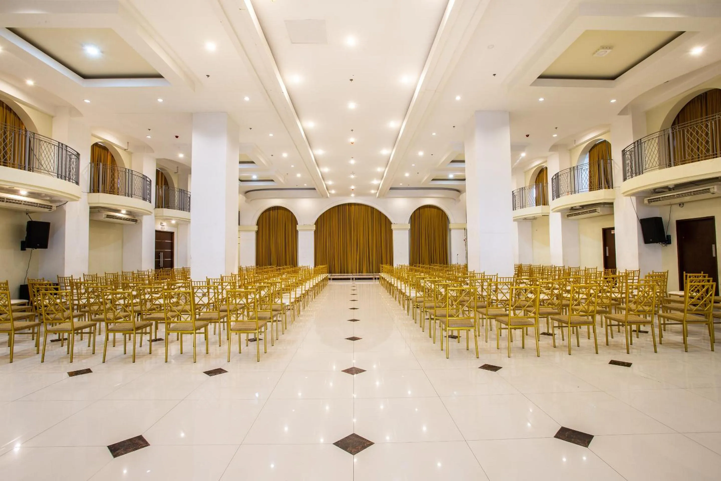 Banquet/Function facilities in Capital O 460 World Palace Hotel