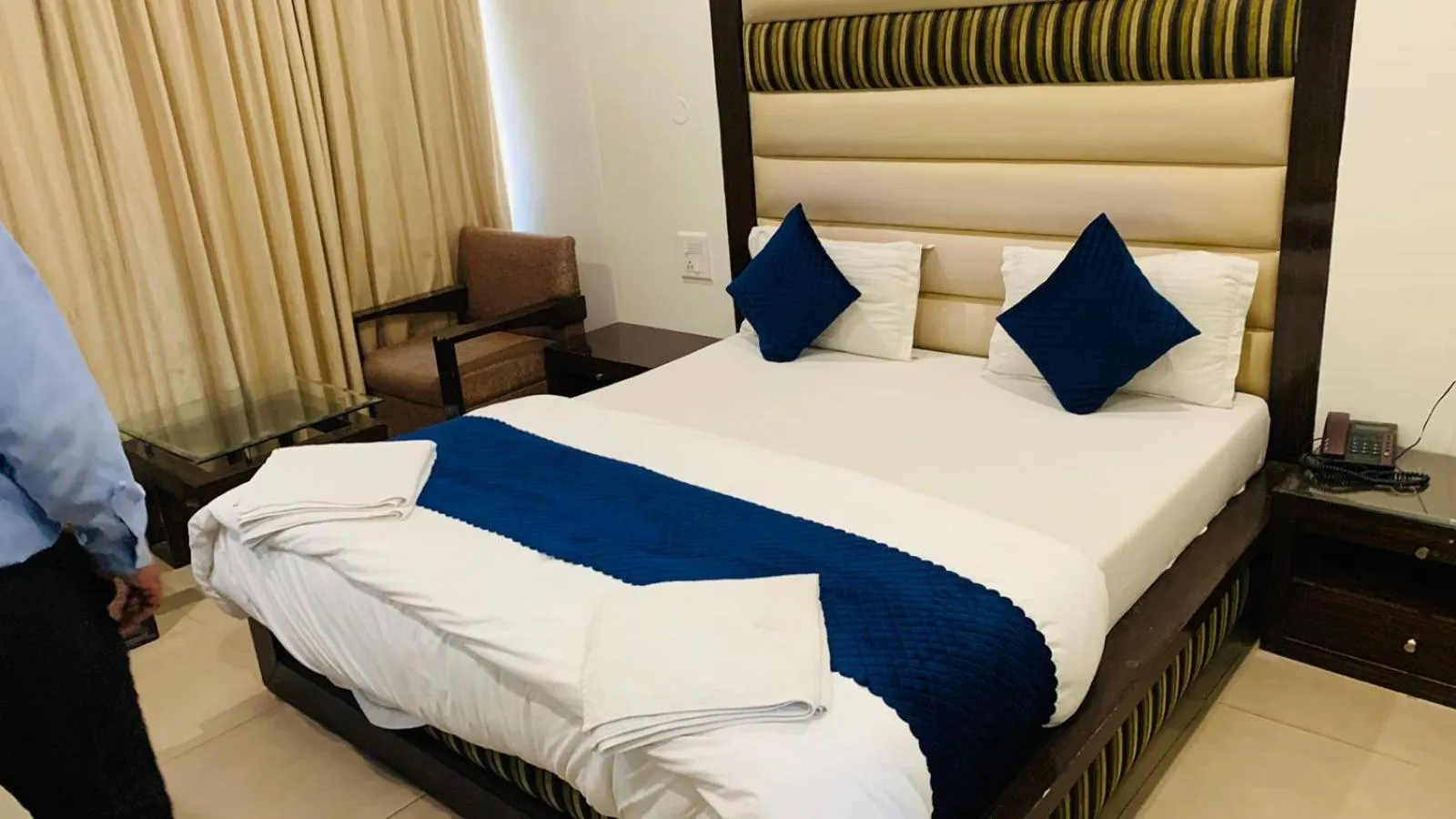 Bedroom, Bed in Hotel Landmark - Centre of City Chandigarh