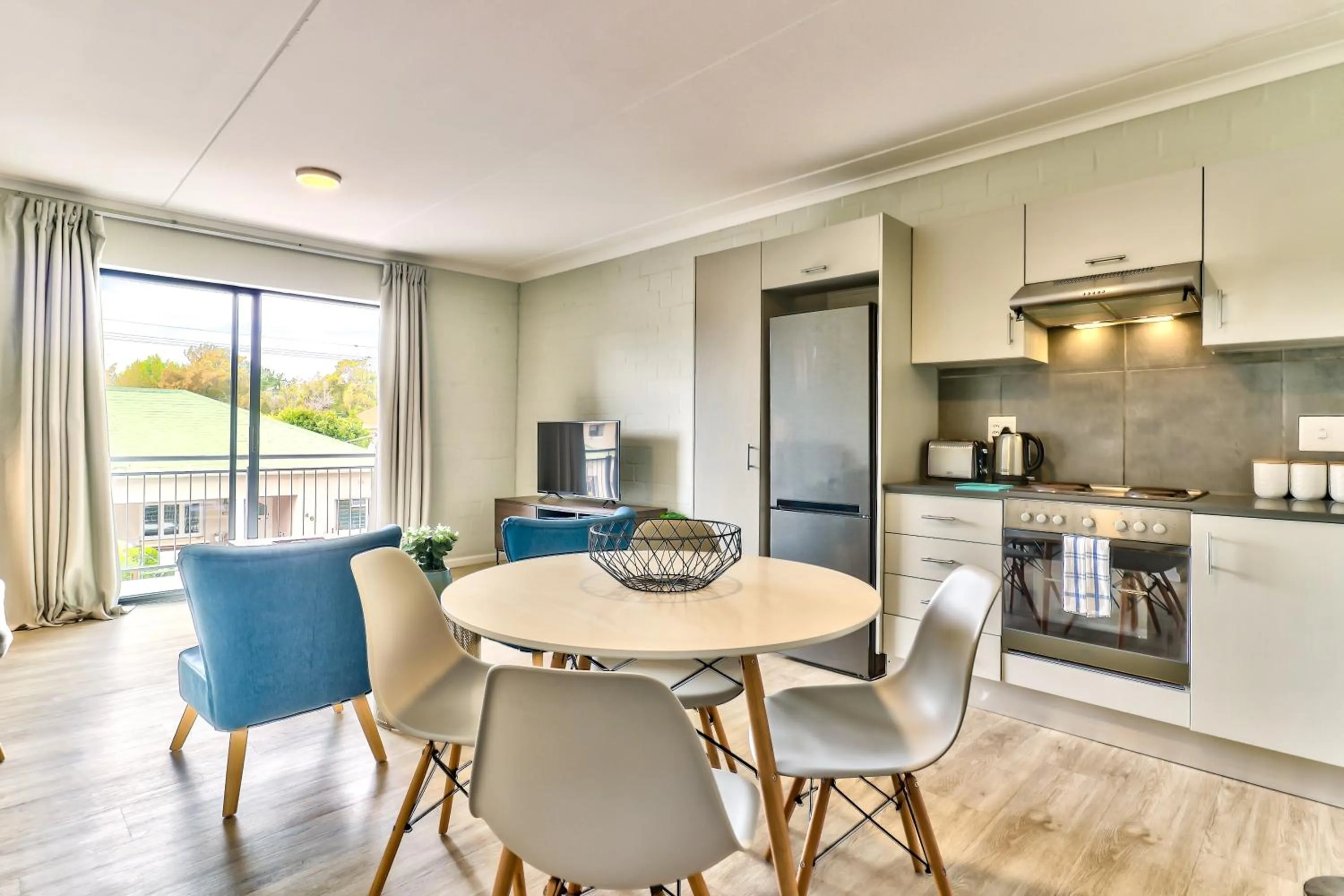 Kitchen or kitchenette in WINK Aparthotel Eaton Square