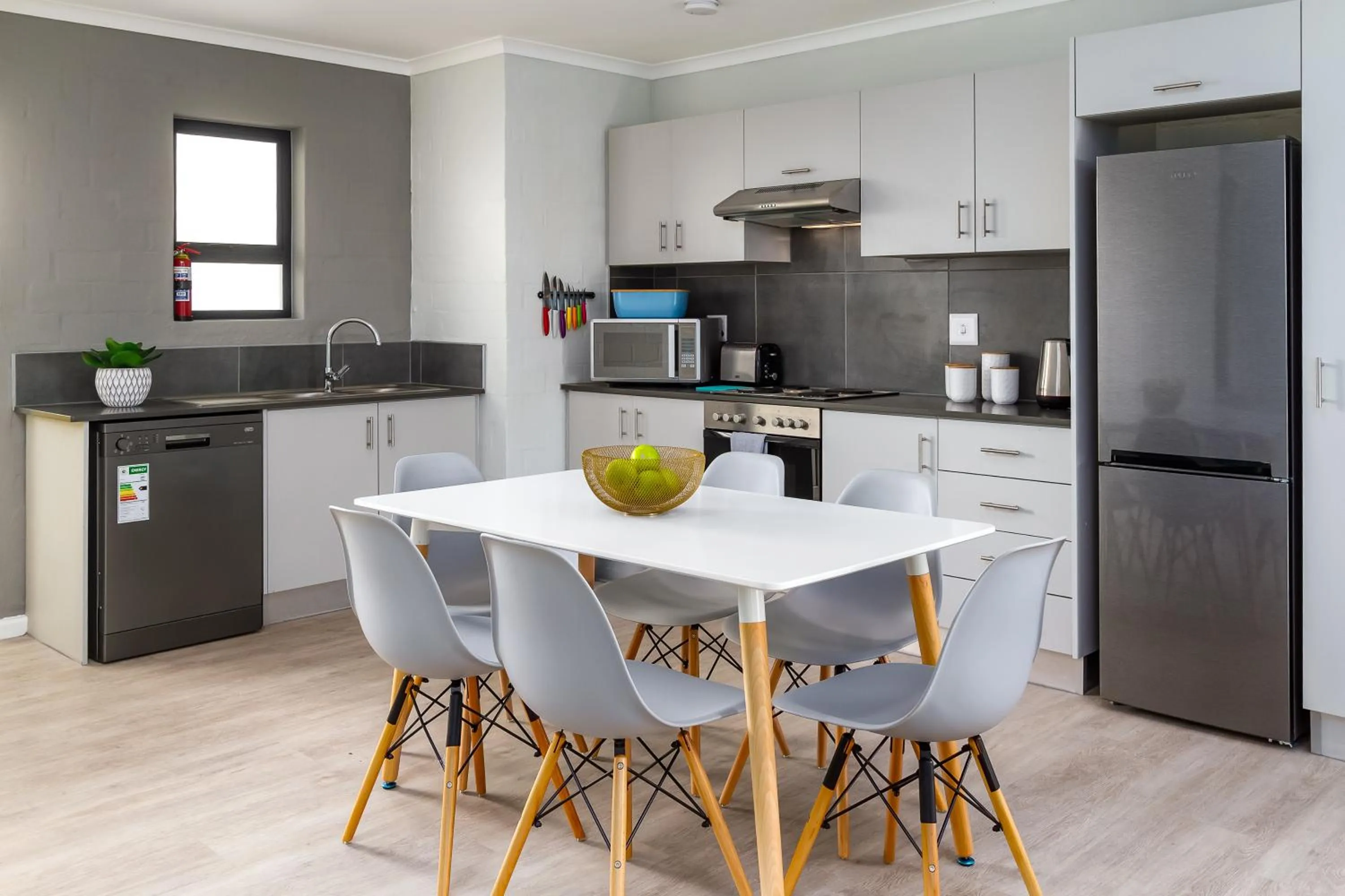 Kitchen or kitchenette in WINK Aparthotel Eaton Square