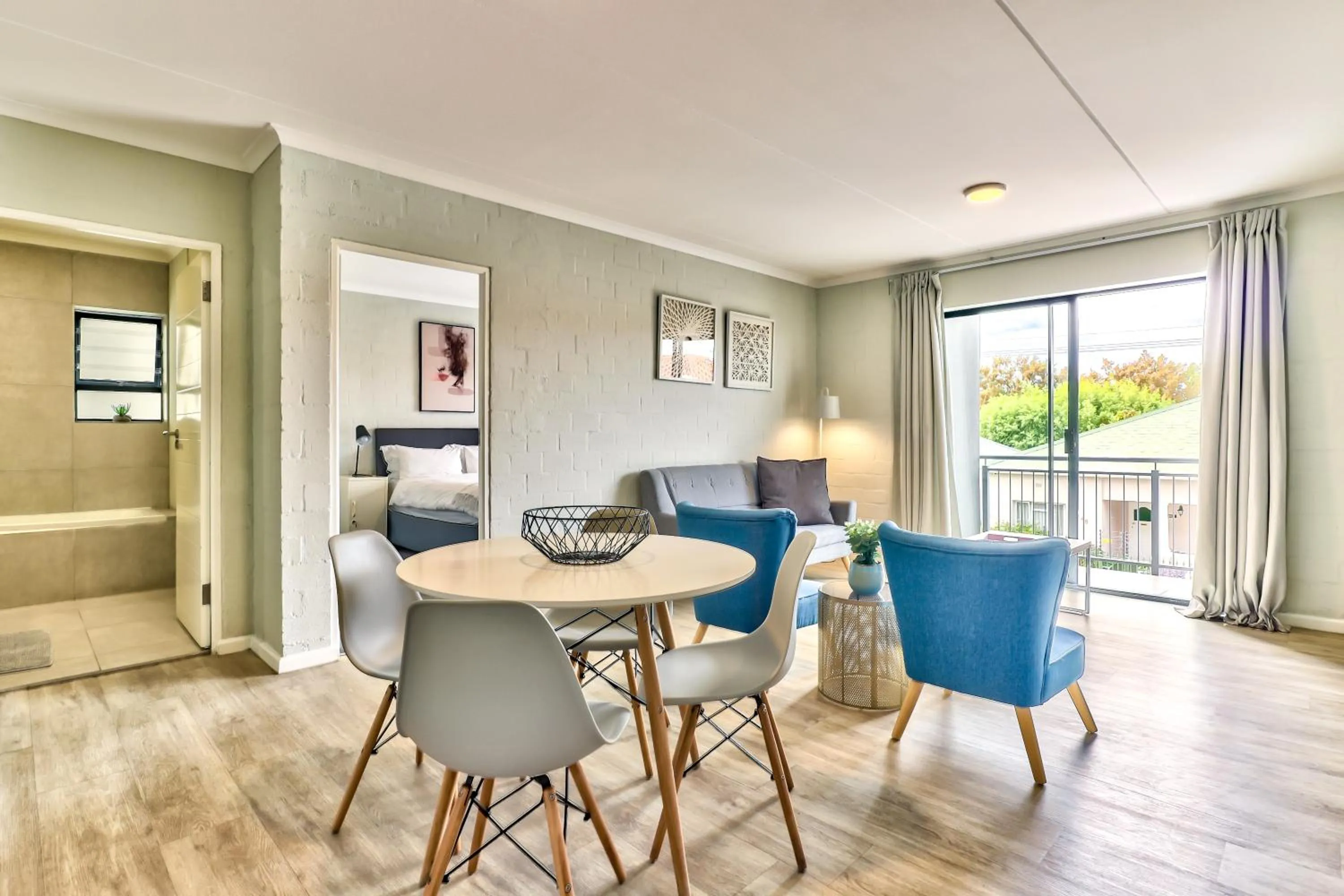 Kitchen or kitchenette in WINK Aparthotel Eaton Square