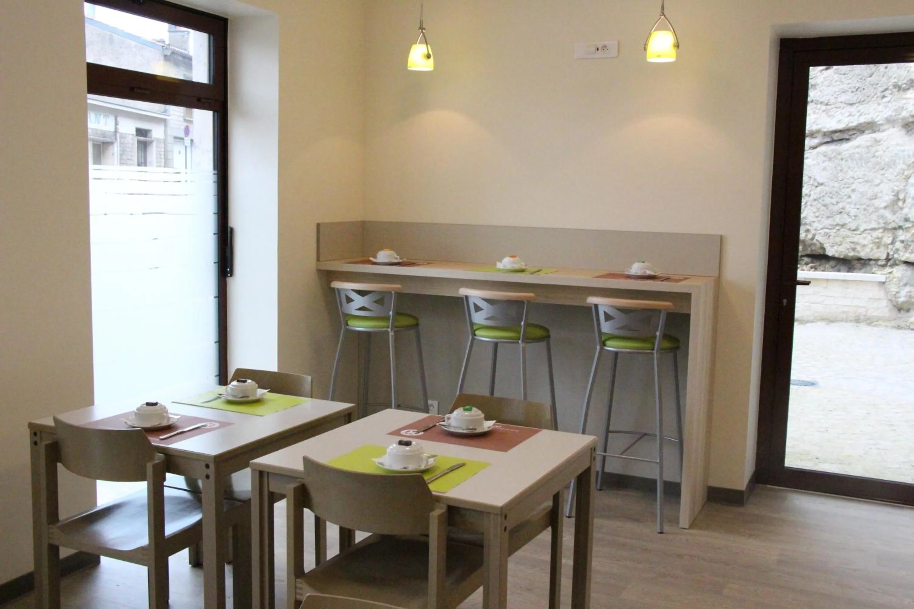 Restaurant/places to eat in The Originals City, Hôtel Continental, Poitiers