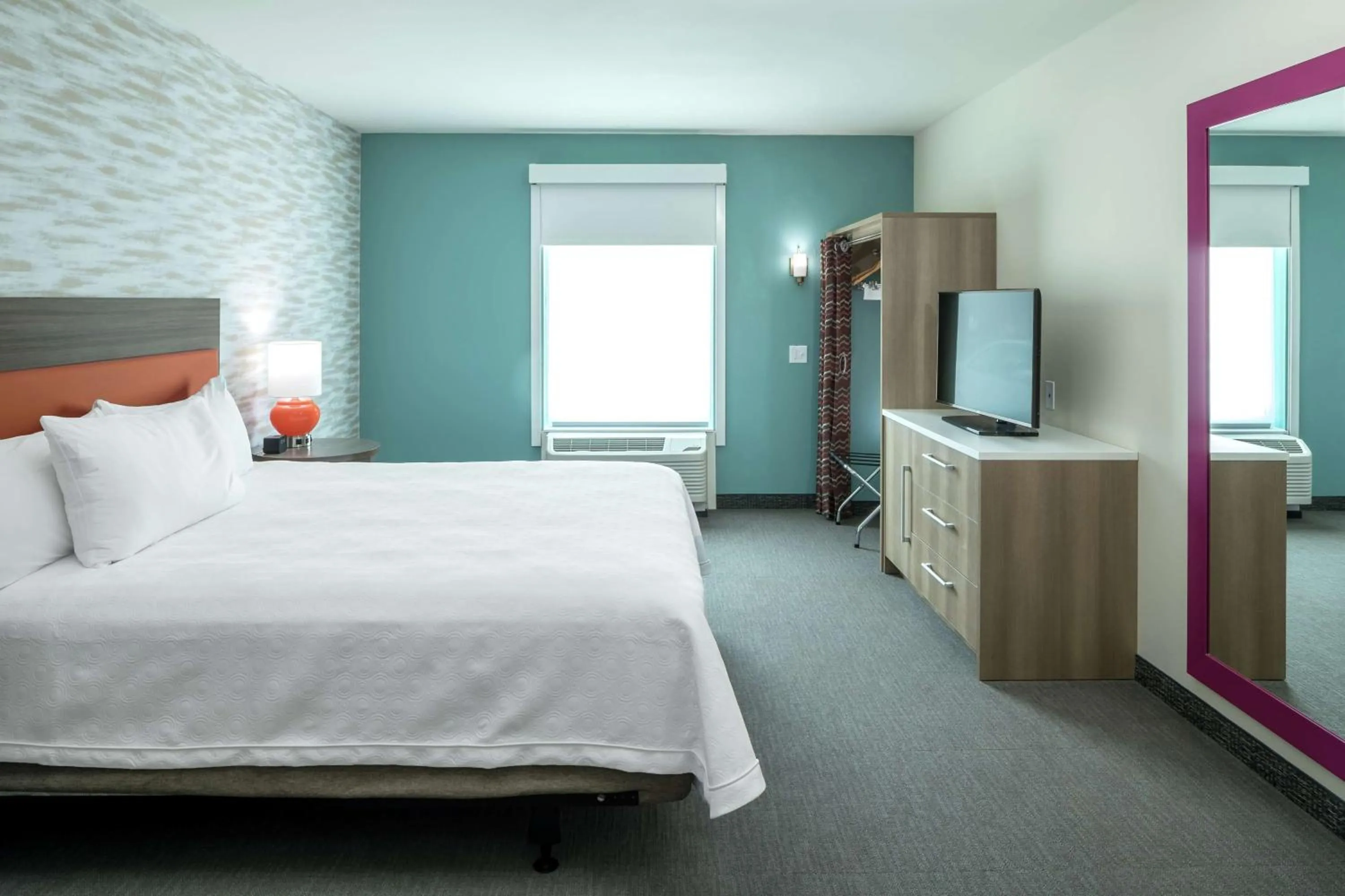 Bedroom, Bed in Home2 Suites By Hilton Jacksonville Airport