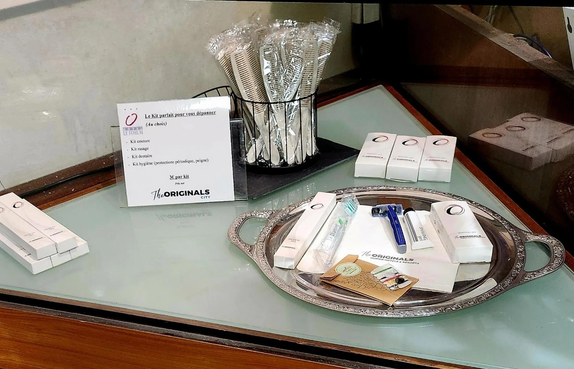 Lobby or reception in The Originals City, Hôtel Le Forum, Strasbourg Nord