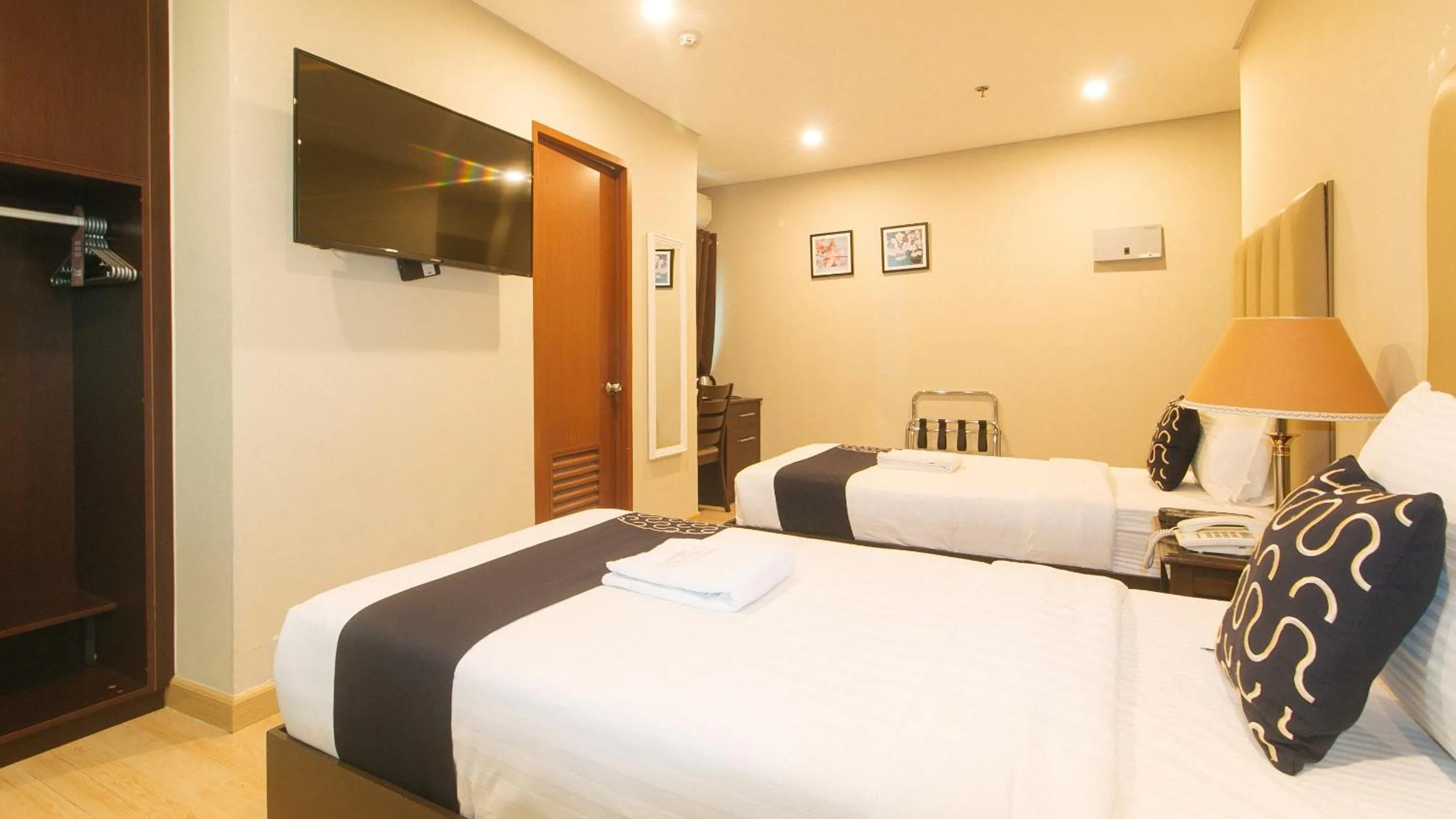 Bed in Asrodel Hotel RedPartner