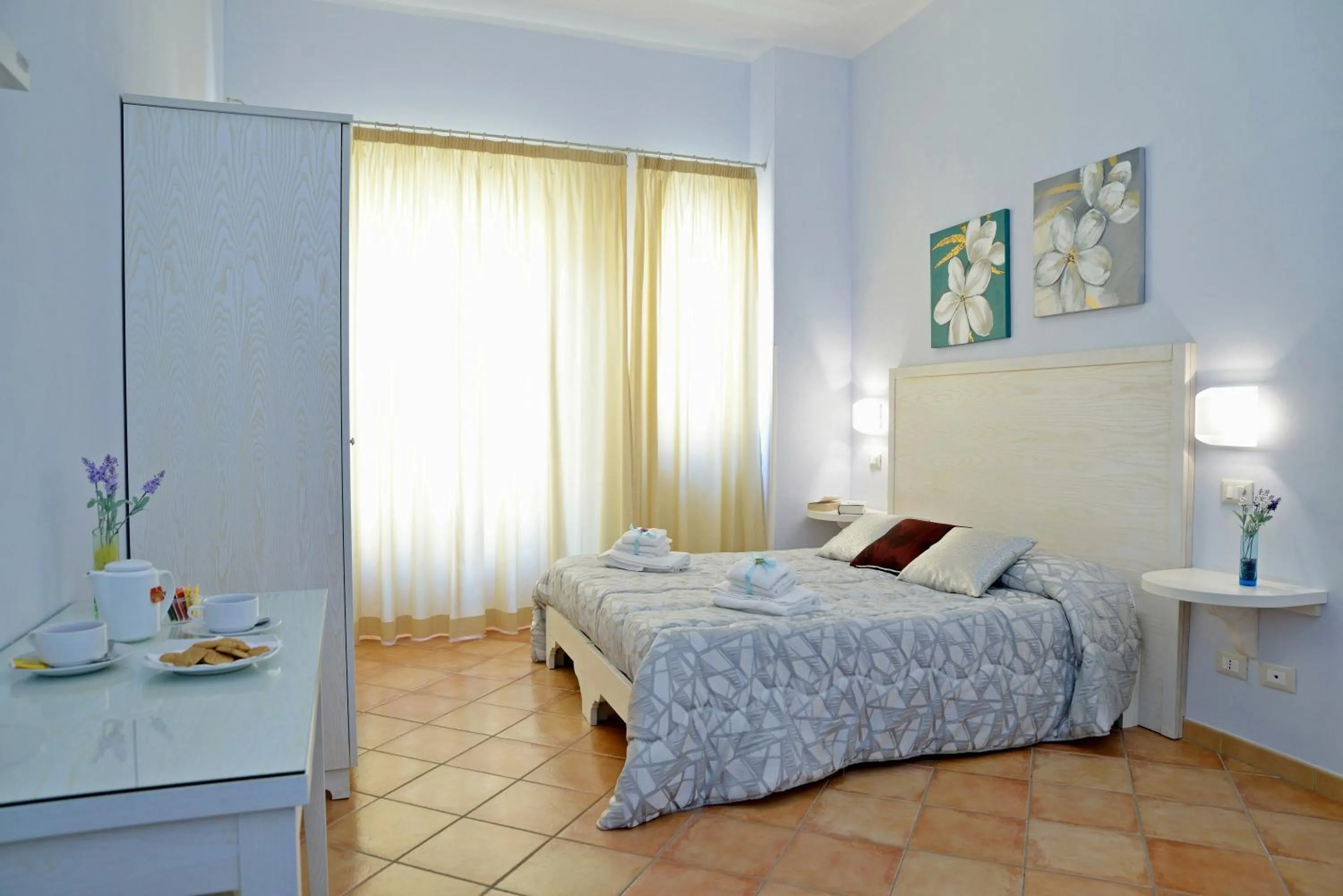 Photo of the whole room, Bed in Badia Rooms & Breakfast