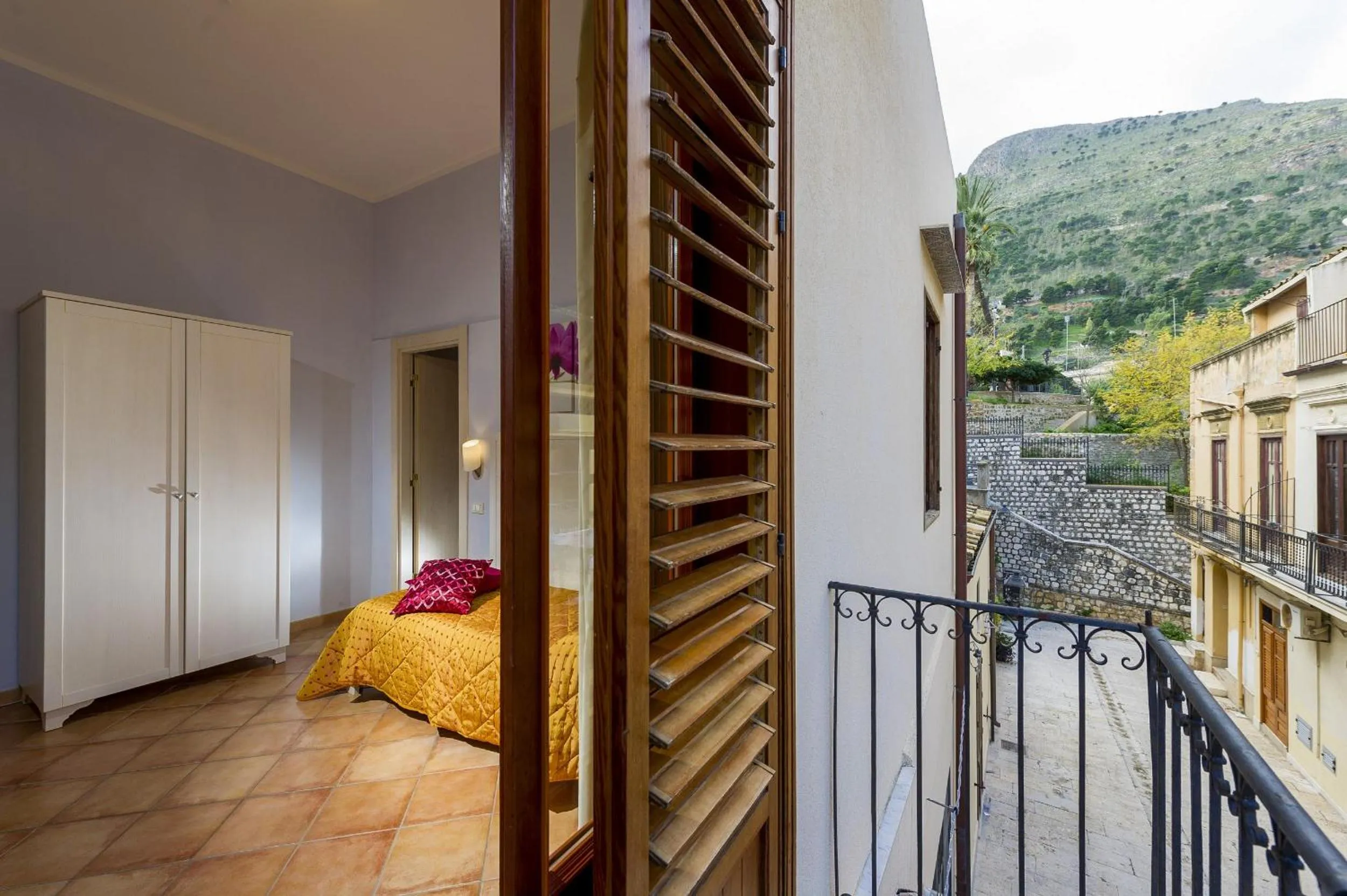 Balcony/Terrace in Badia Rooms & Breakfast