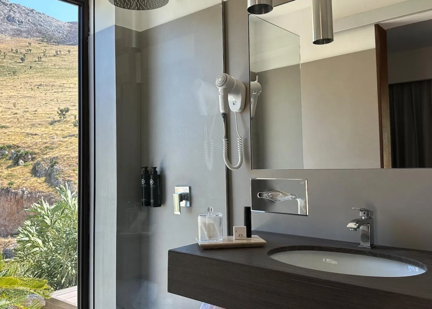 Bathroom in Baglio La Porta by Geocharme