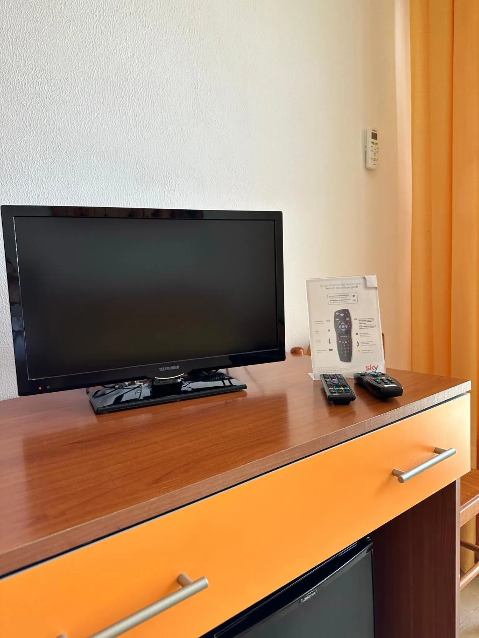TV and multimedia in Hotel Germania