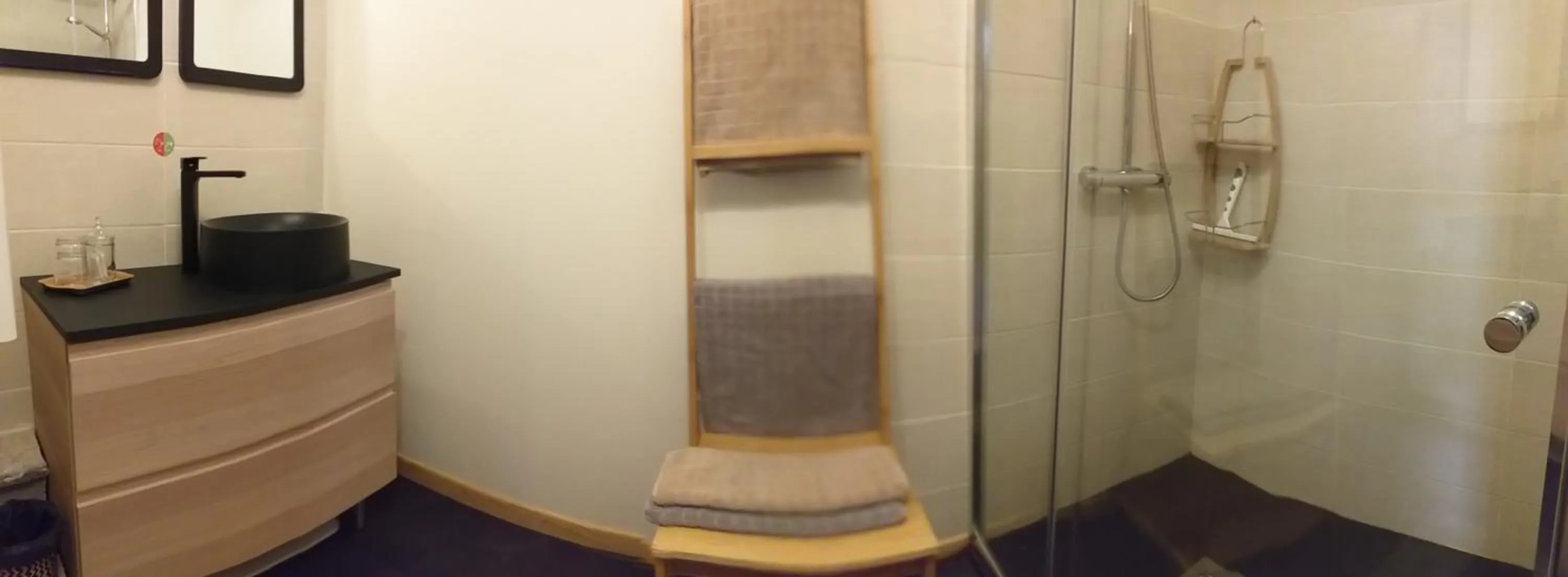 Bathroom in LA GRANGE TEMPLIERE 2018