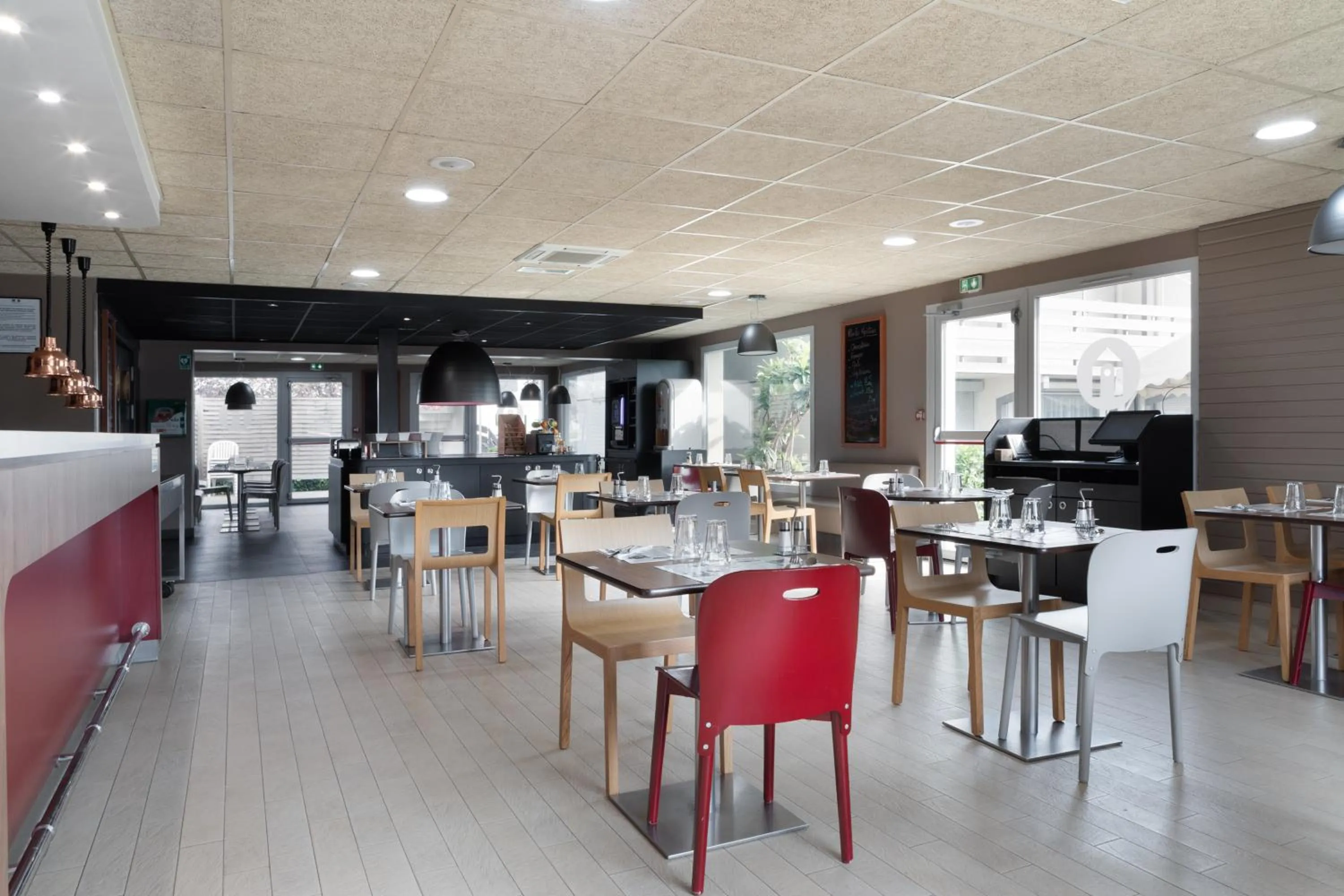 Restaurant/places to eat in Campanile Créteil - Bonneuil Sur Marne