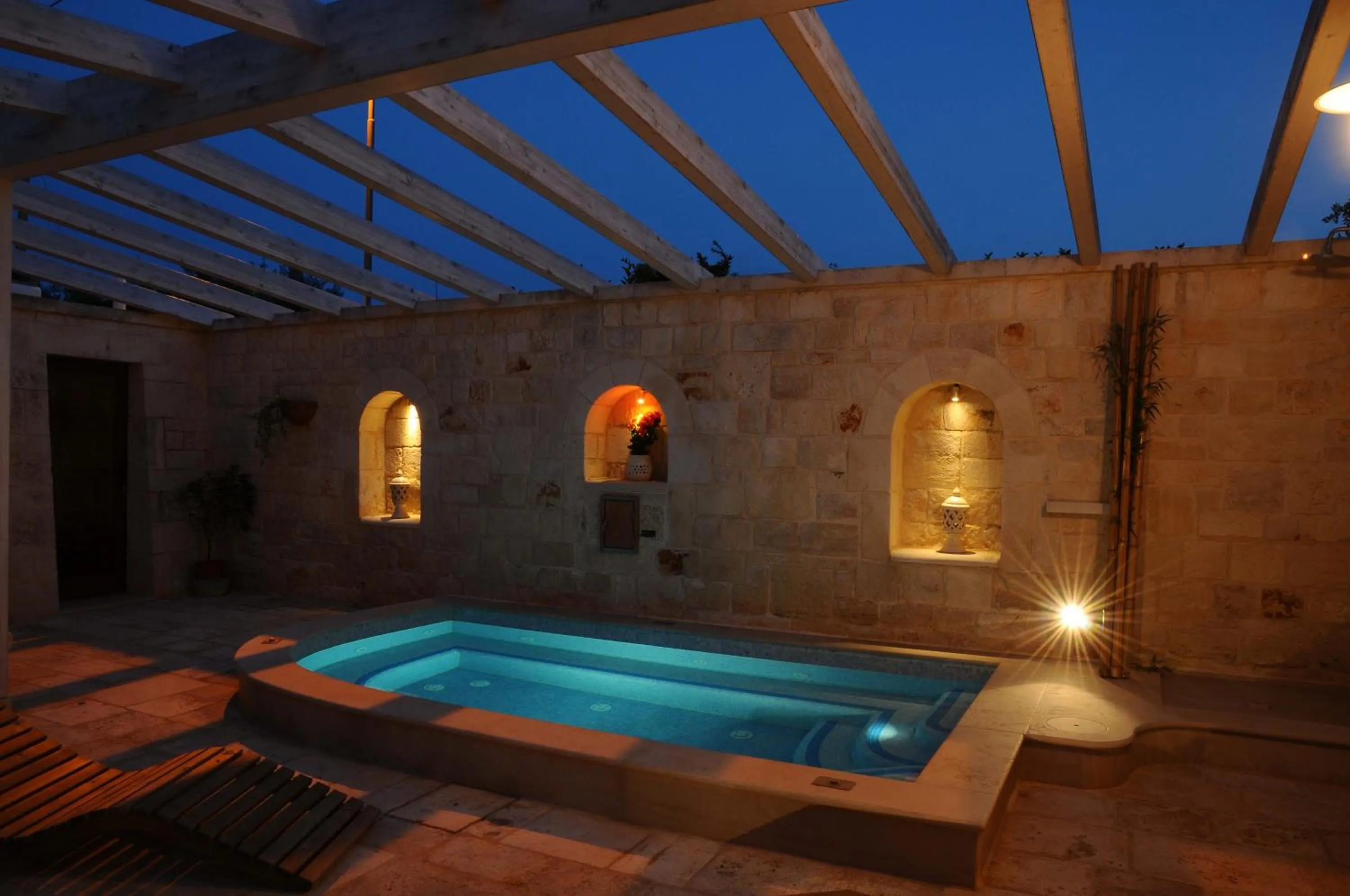 Hot Tub in Micele Holiday Houses