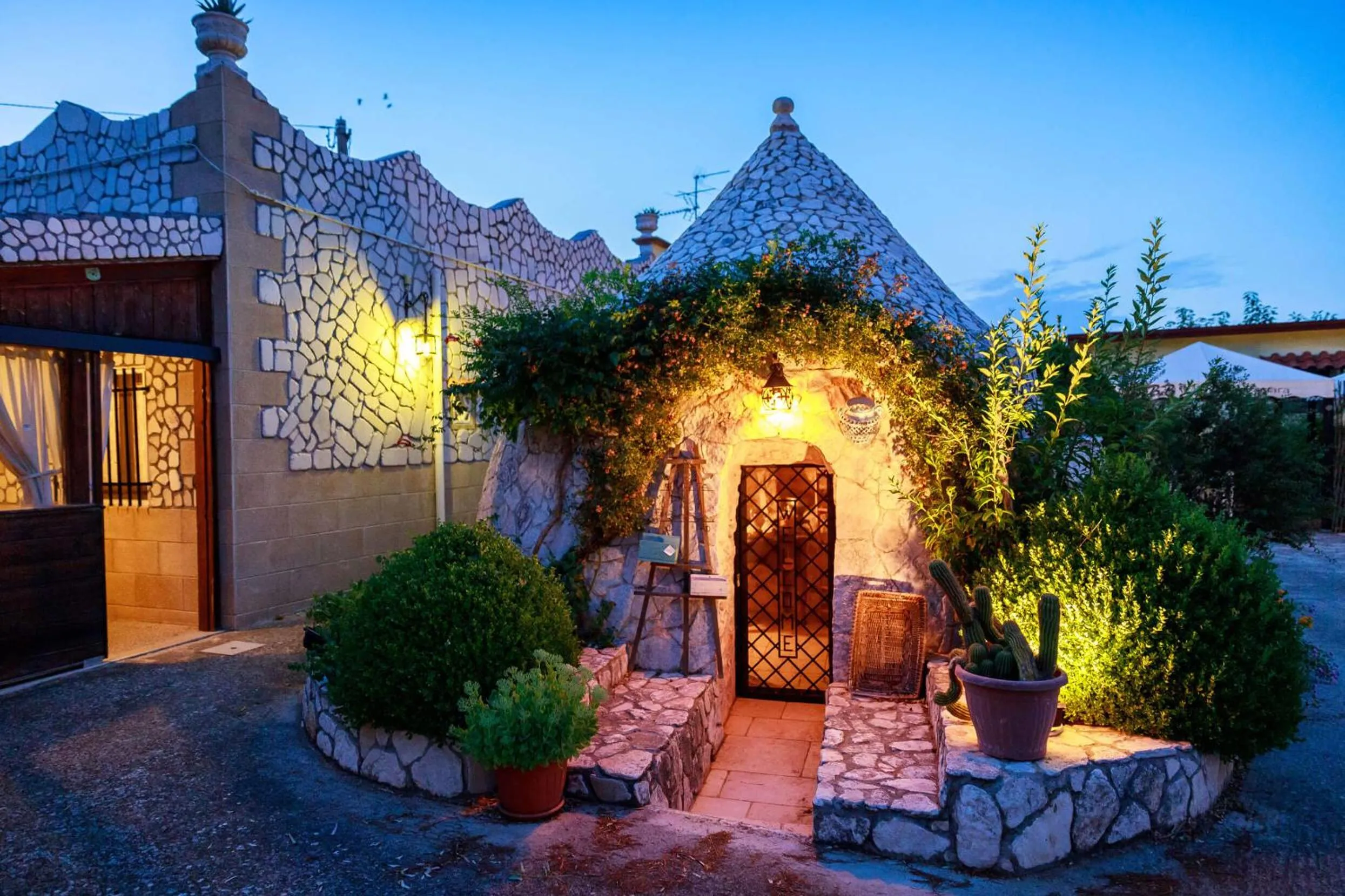 Property building in B&B Mandorla Amara