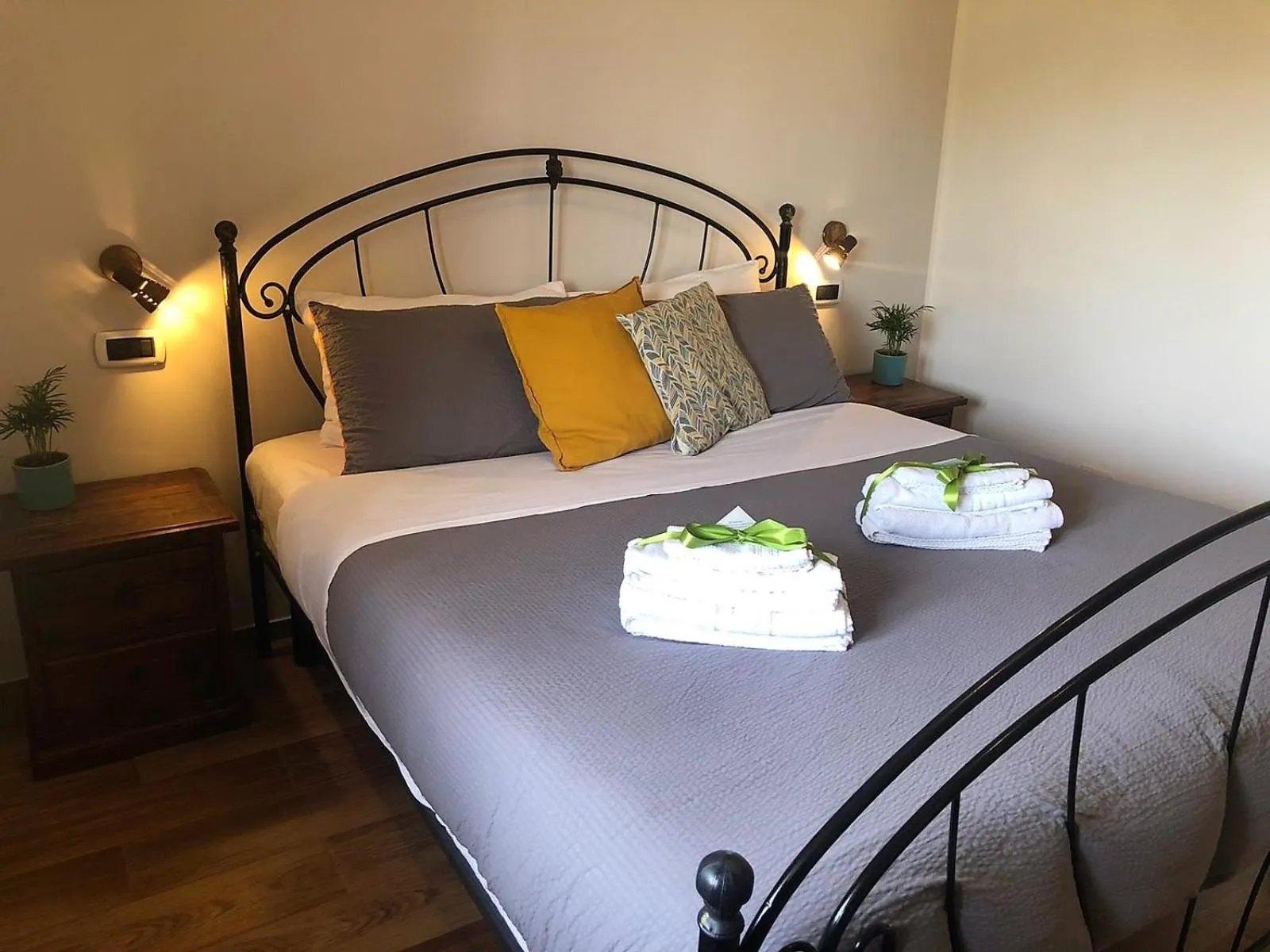 Bed in B&B Mandorla Amara