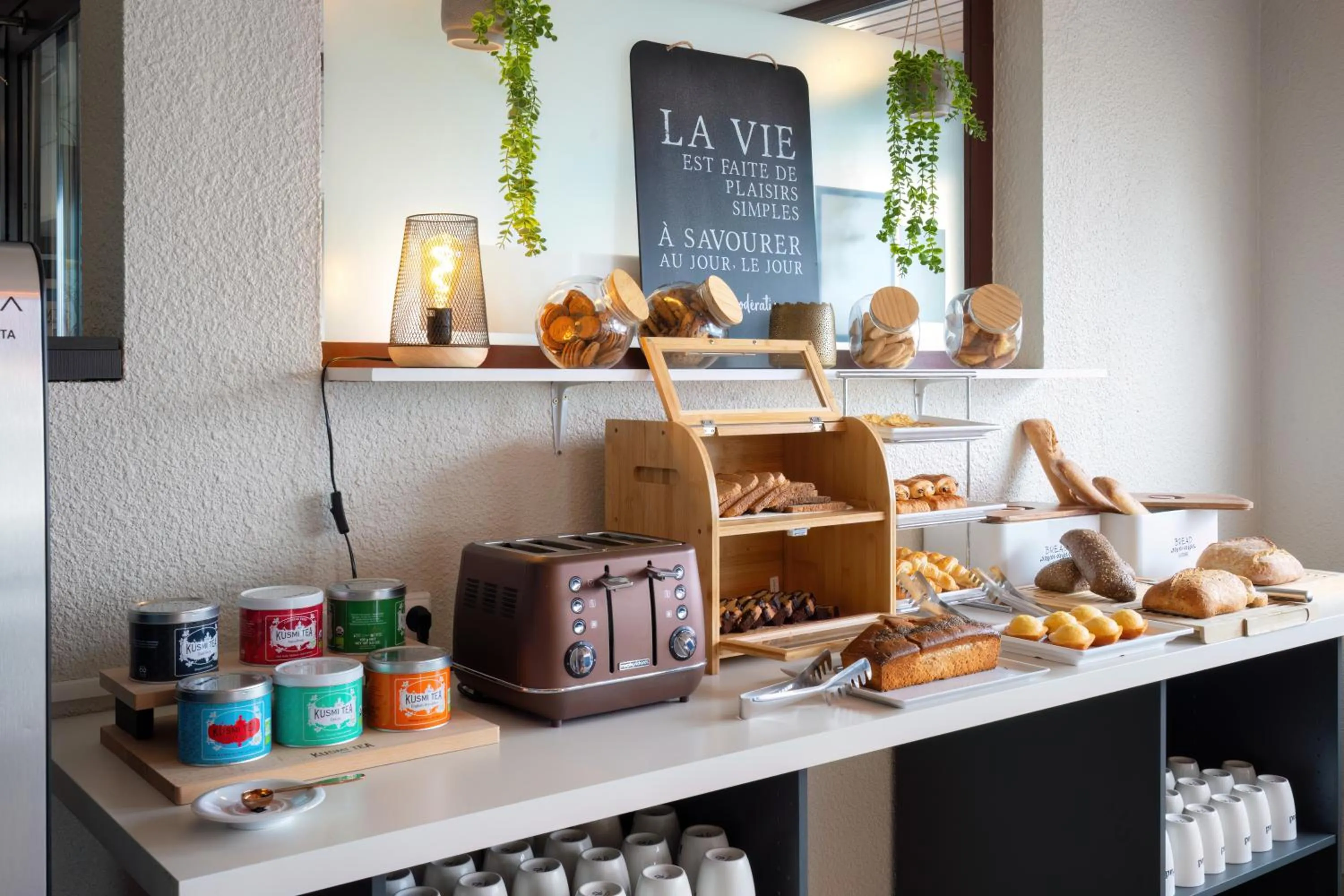 Breakfast in Kyriad Belfort Centre Gare