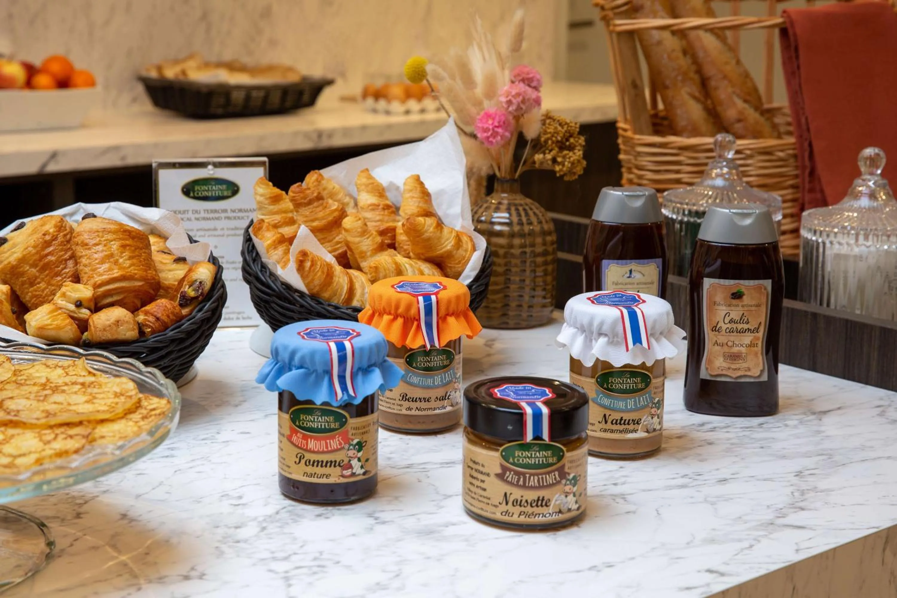 Food and drinks in Best Western Royal Hotel Caen