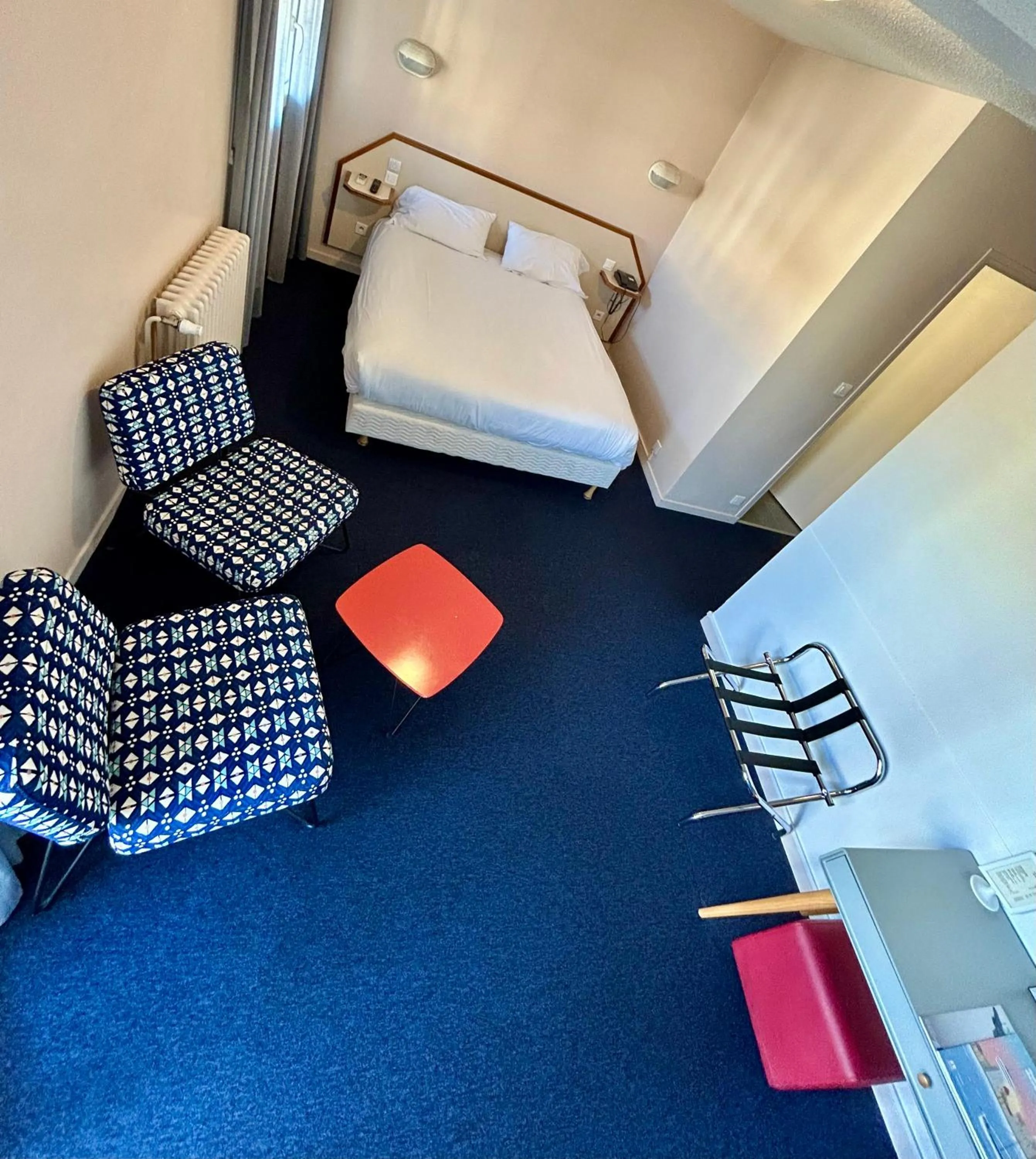 Photo of the whole room, Bed in Hotel AMERIQUE