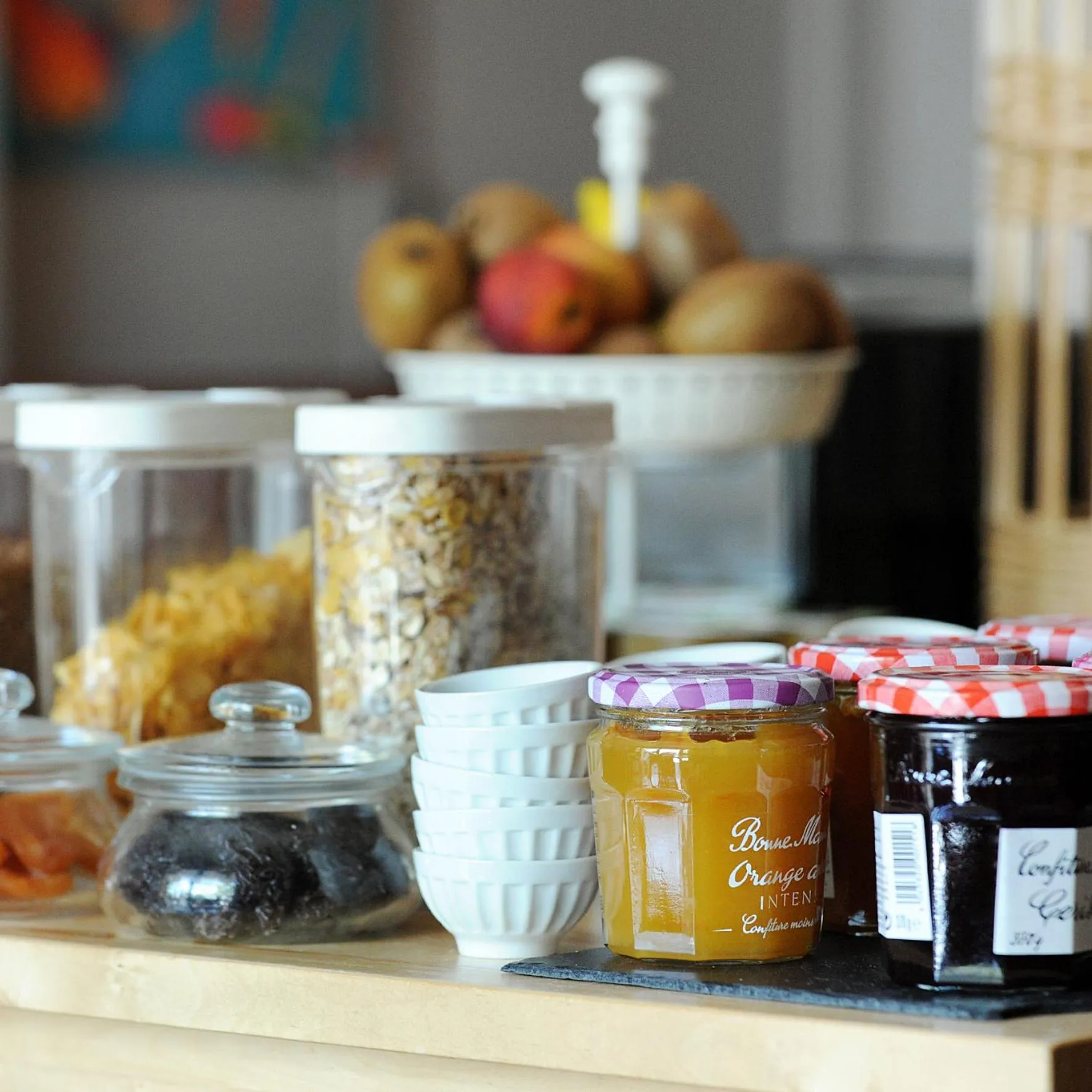 Buffet breakfast in Hotel AMERIQUE