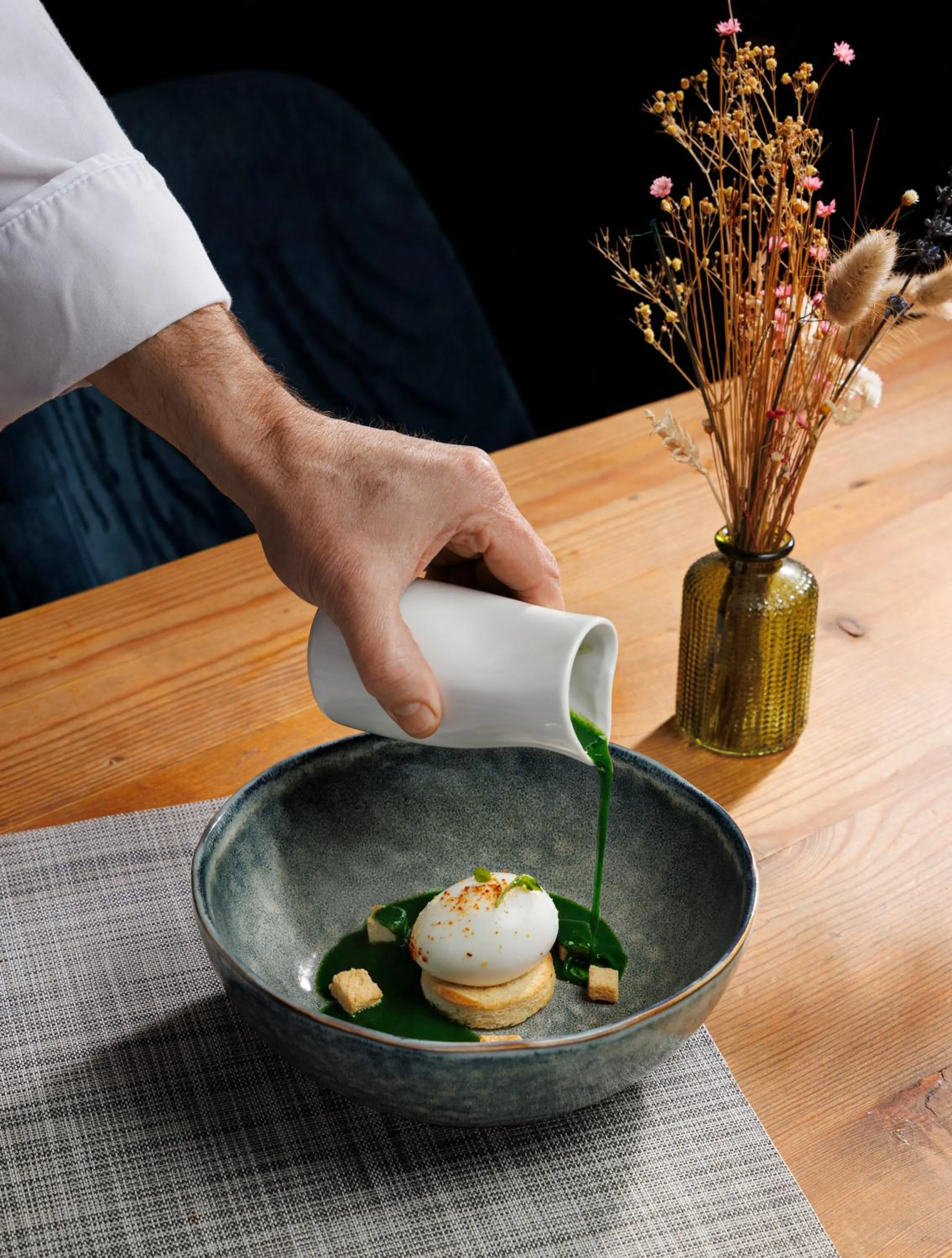 Restaurant/places to eat in Crowne Plaza Paris - Republique by IHG