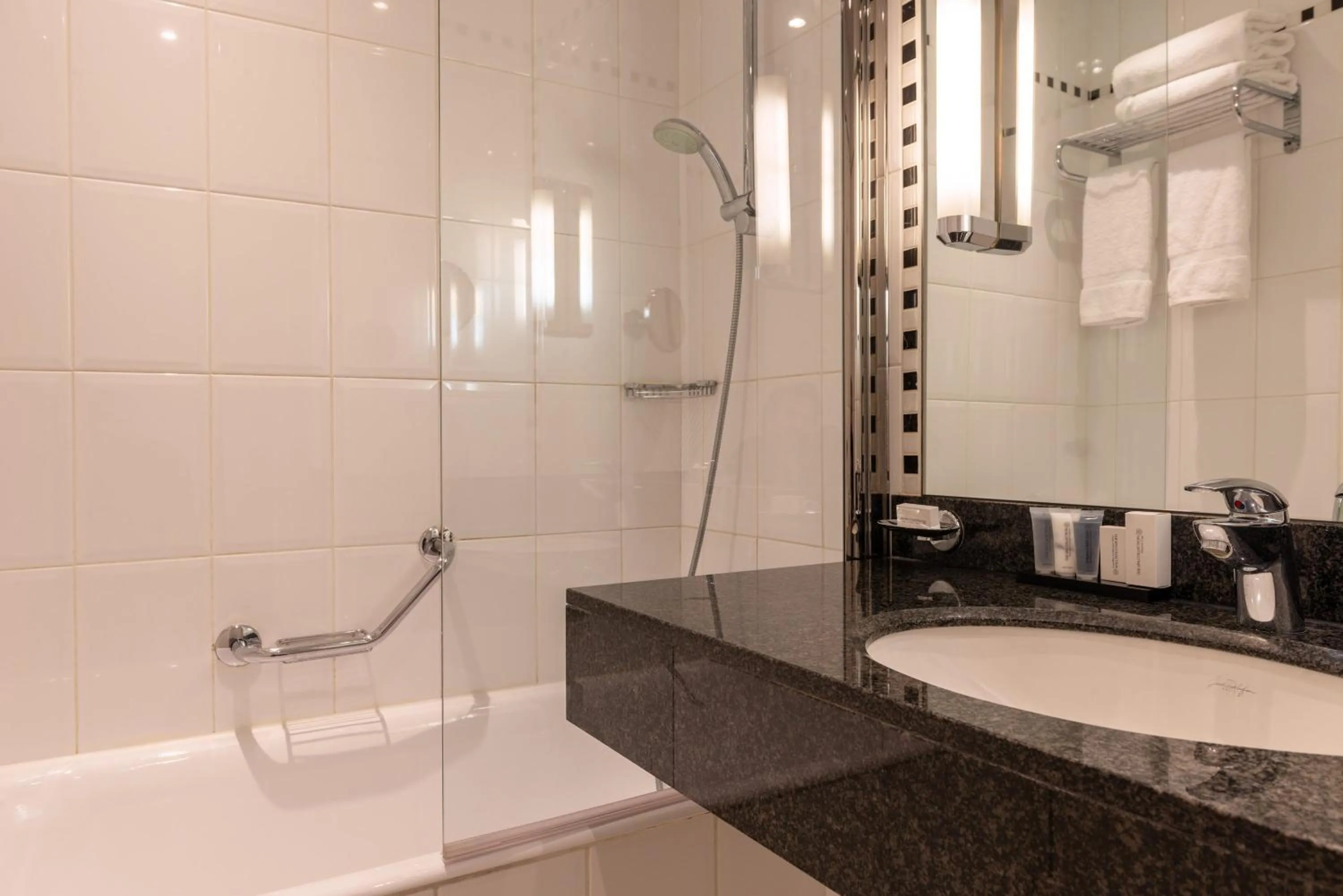Bathroom in Crowne Plaza Paris - Republique by IHG