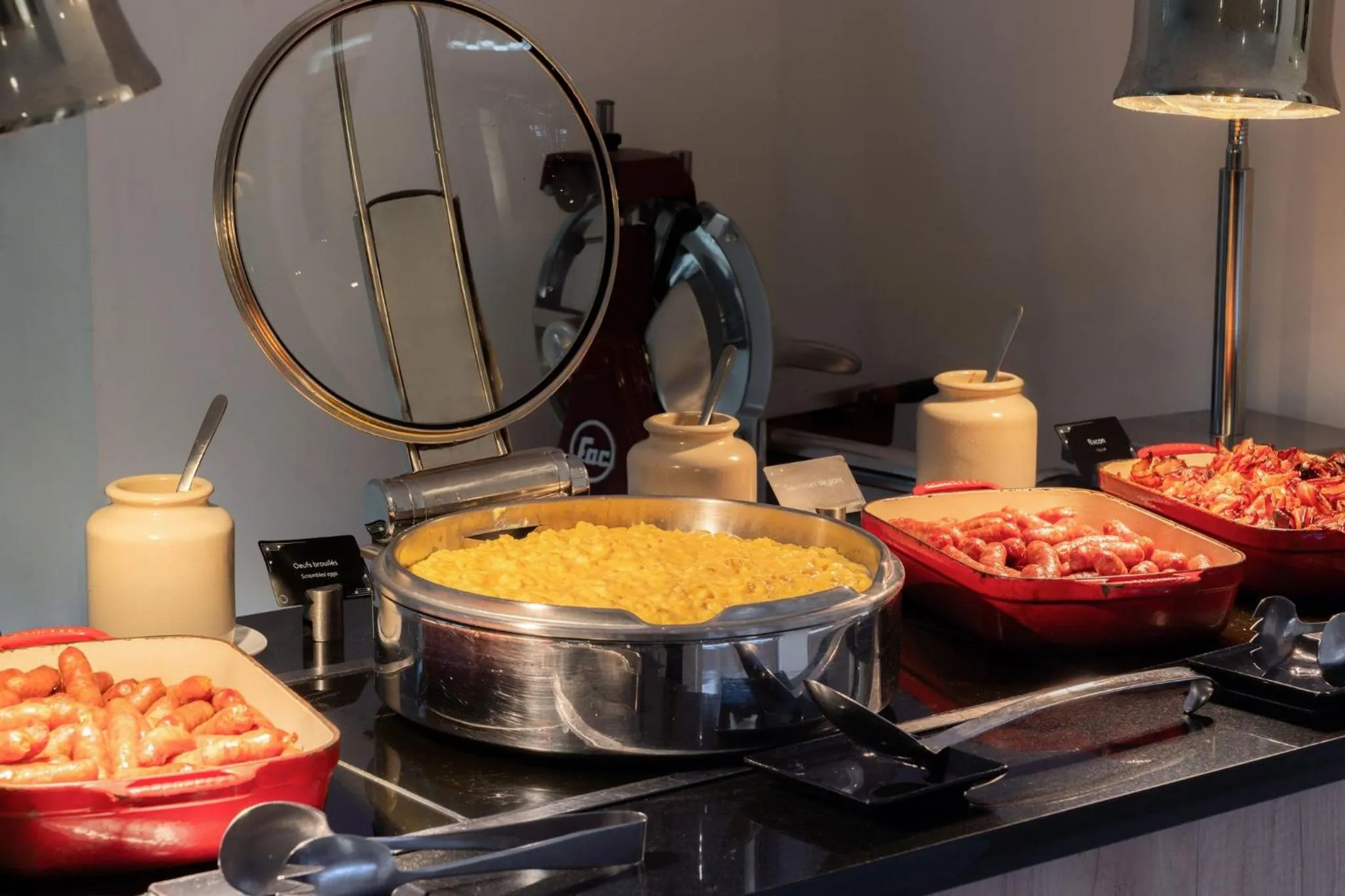 Breakfast in Crowne Plaza Paris - Republique by IHG