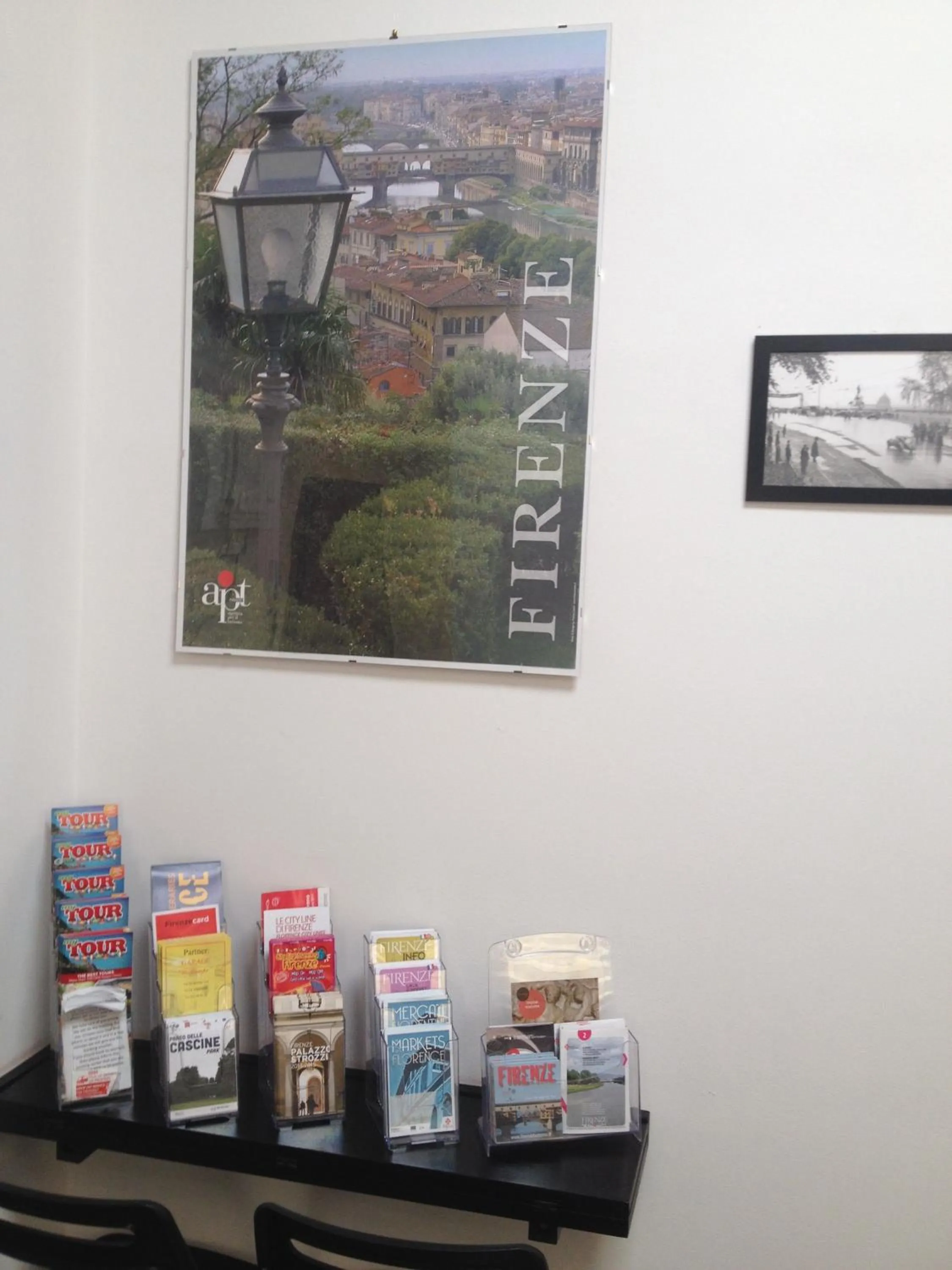 Decorative detail in Le Ghiacciaie