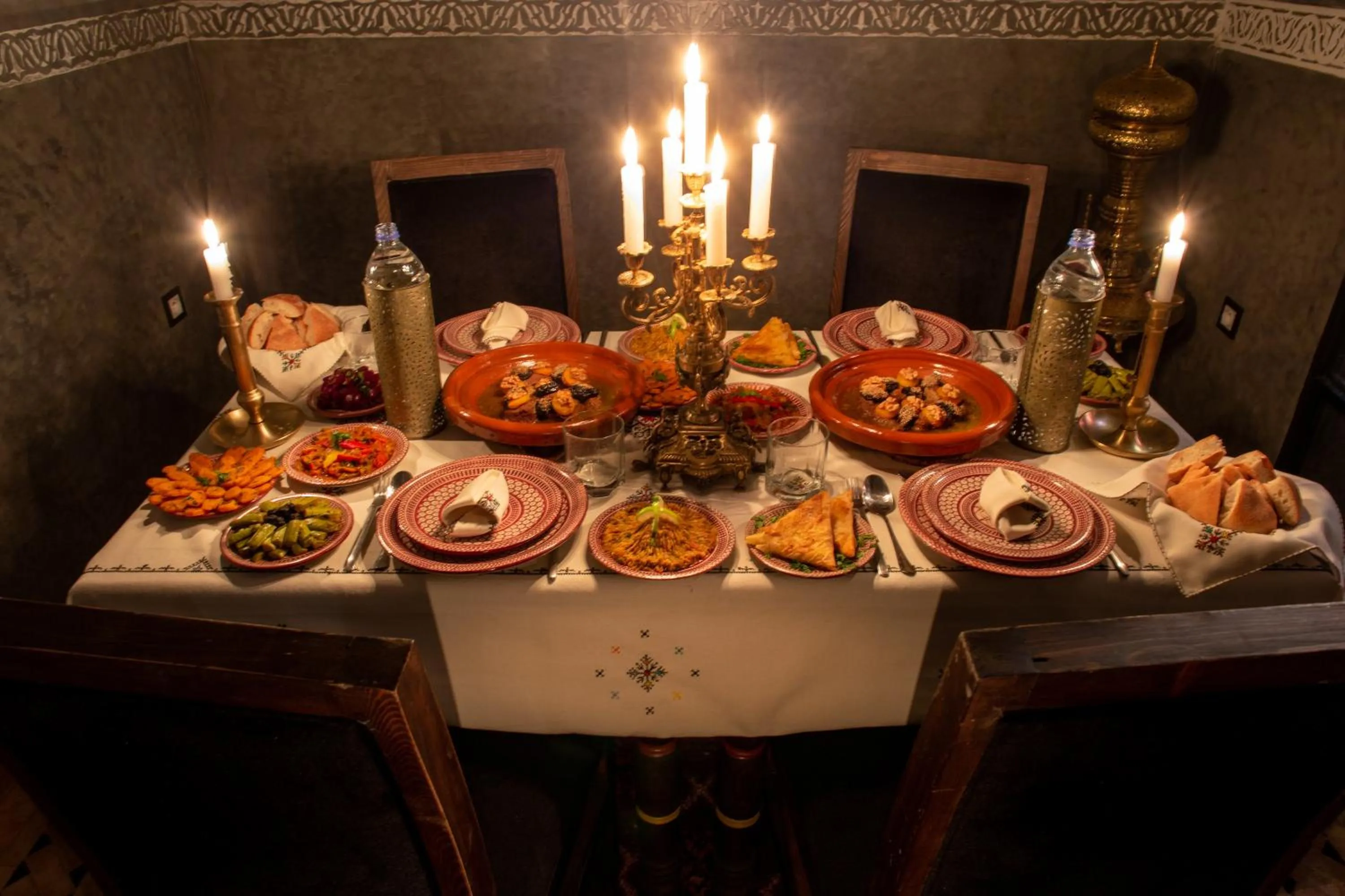 Restaurant/places to eat in Riad Touda