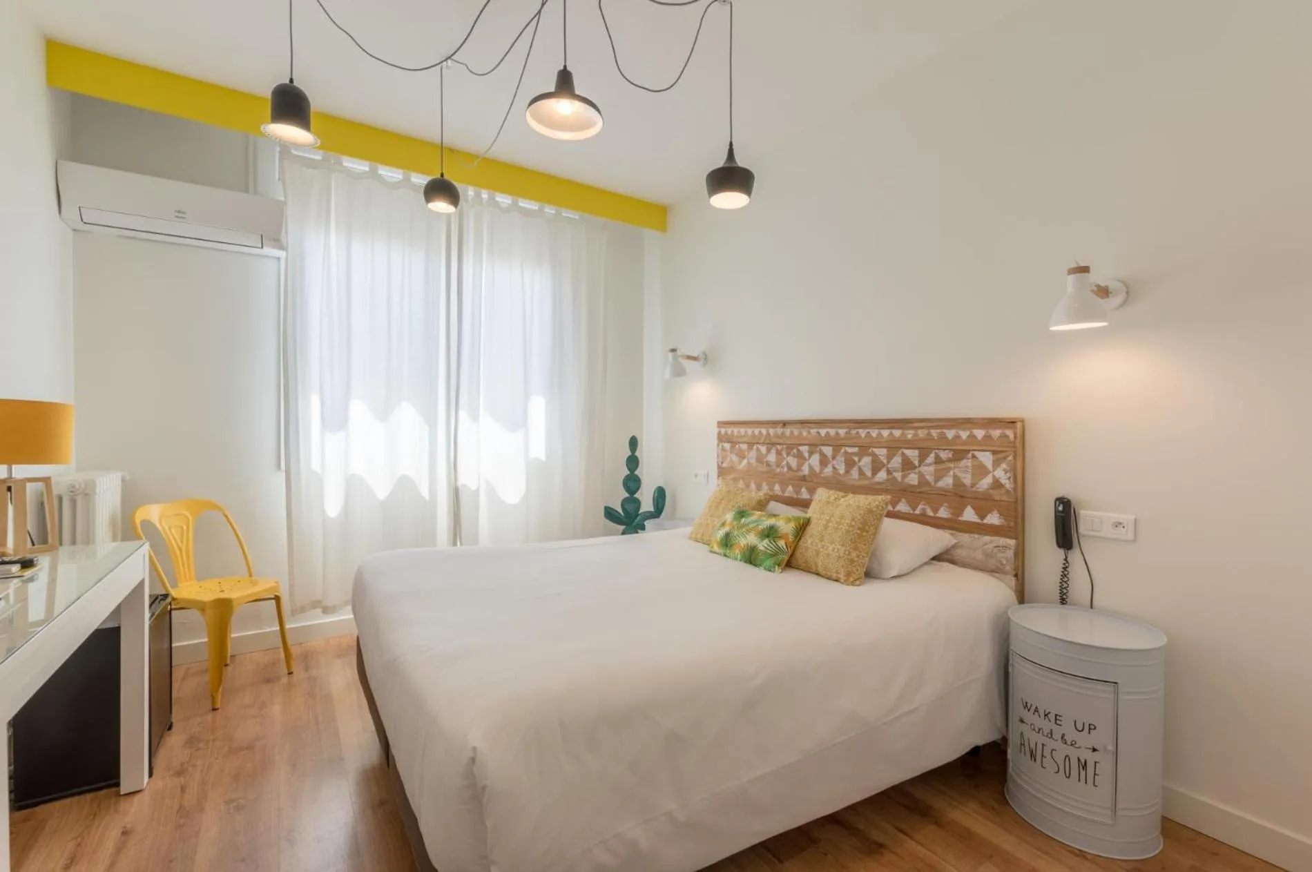 air conditioner, Bed in Cit'Hotel Imperial