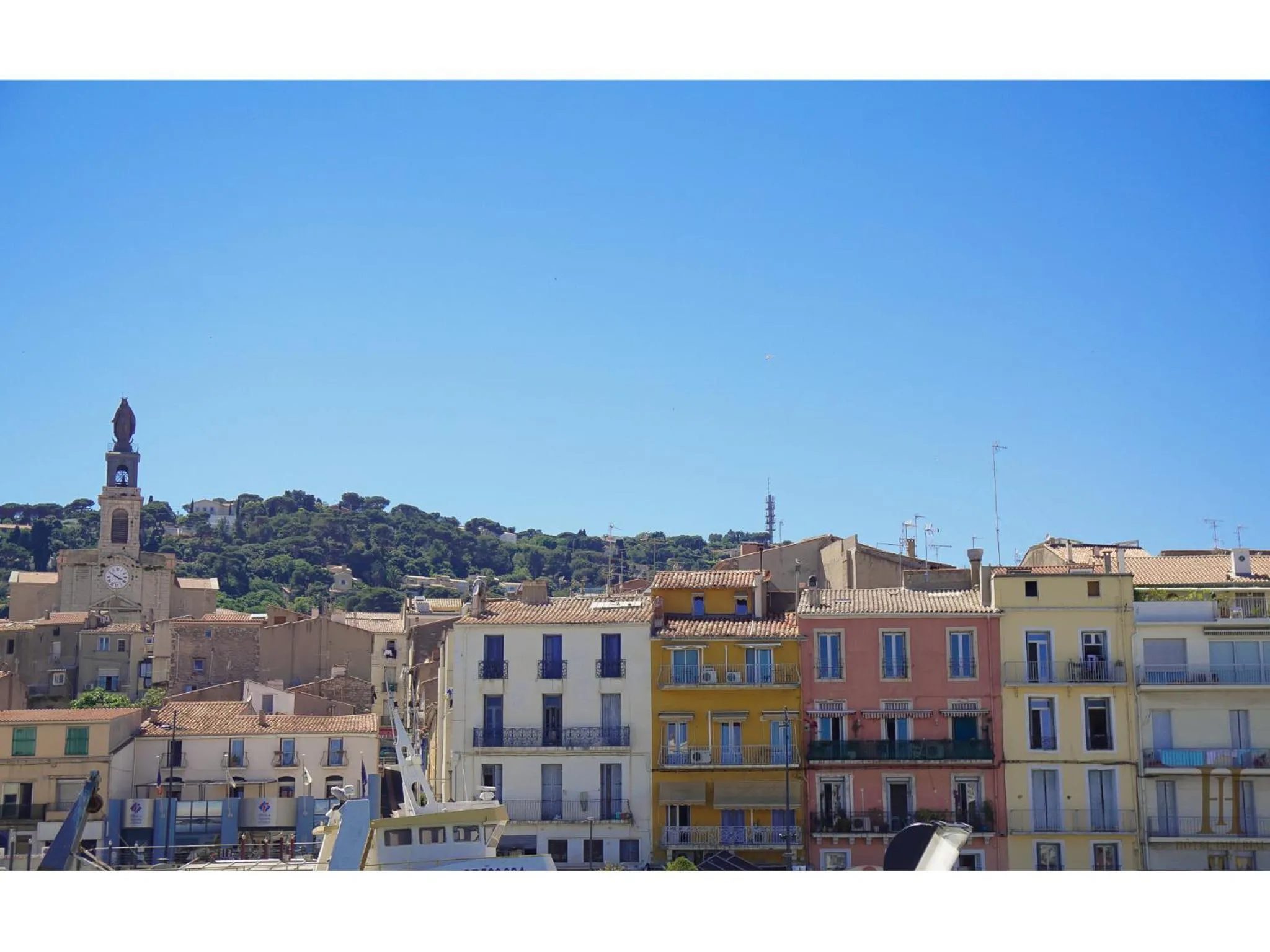 Nearby landmark in Cit'Hotel Imperial