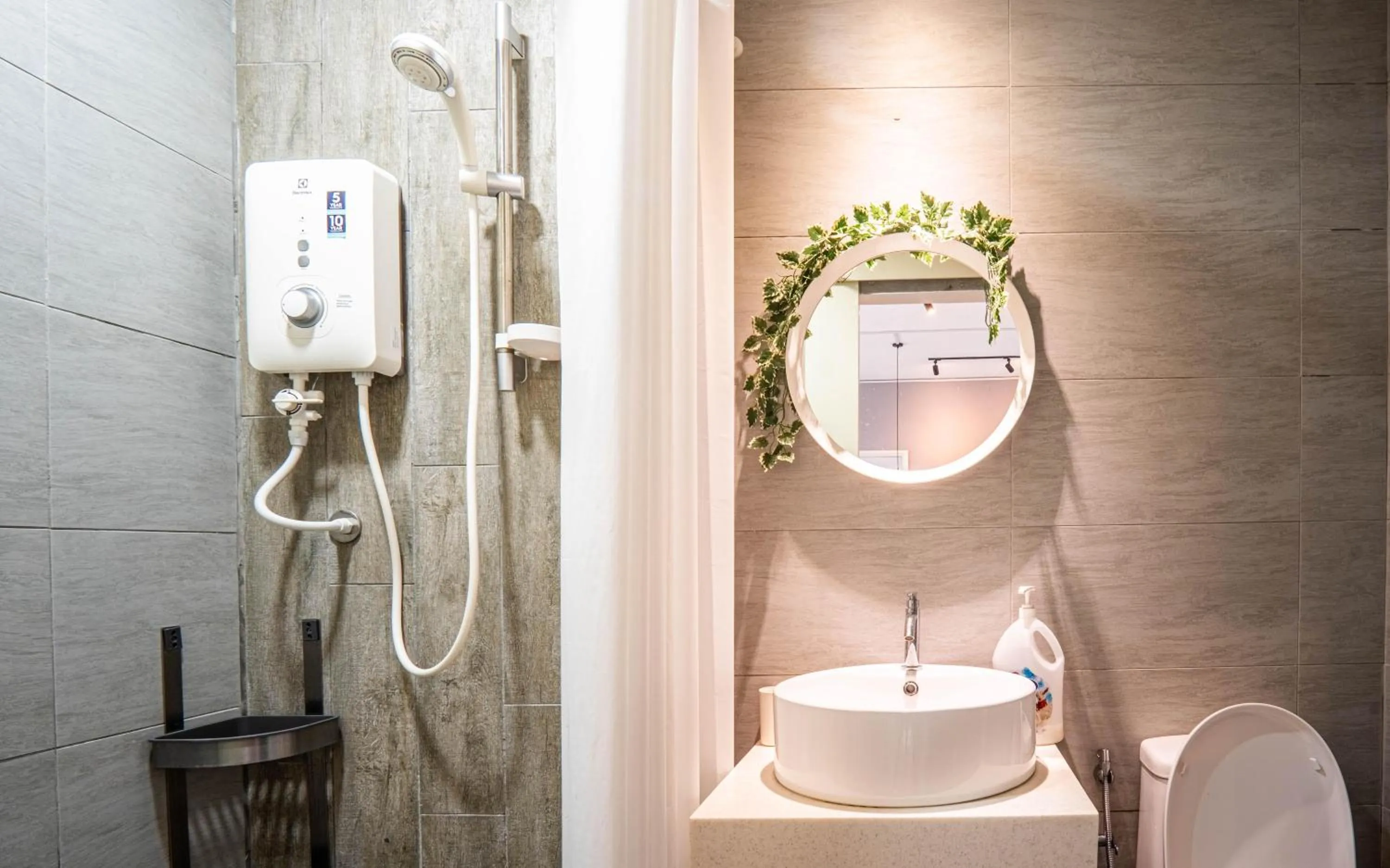 Bathroom in Arte Plus Jalan Ampang by Airhost