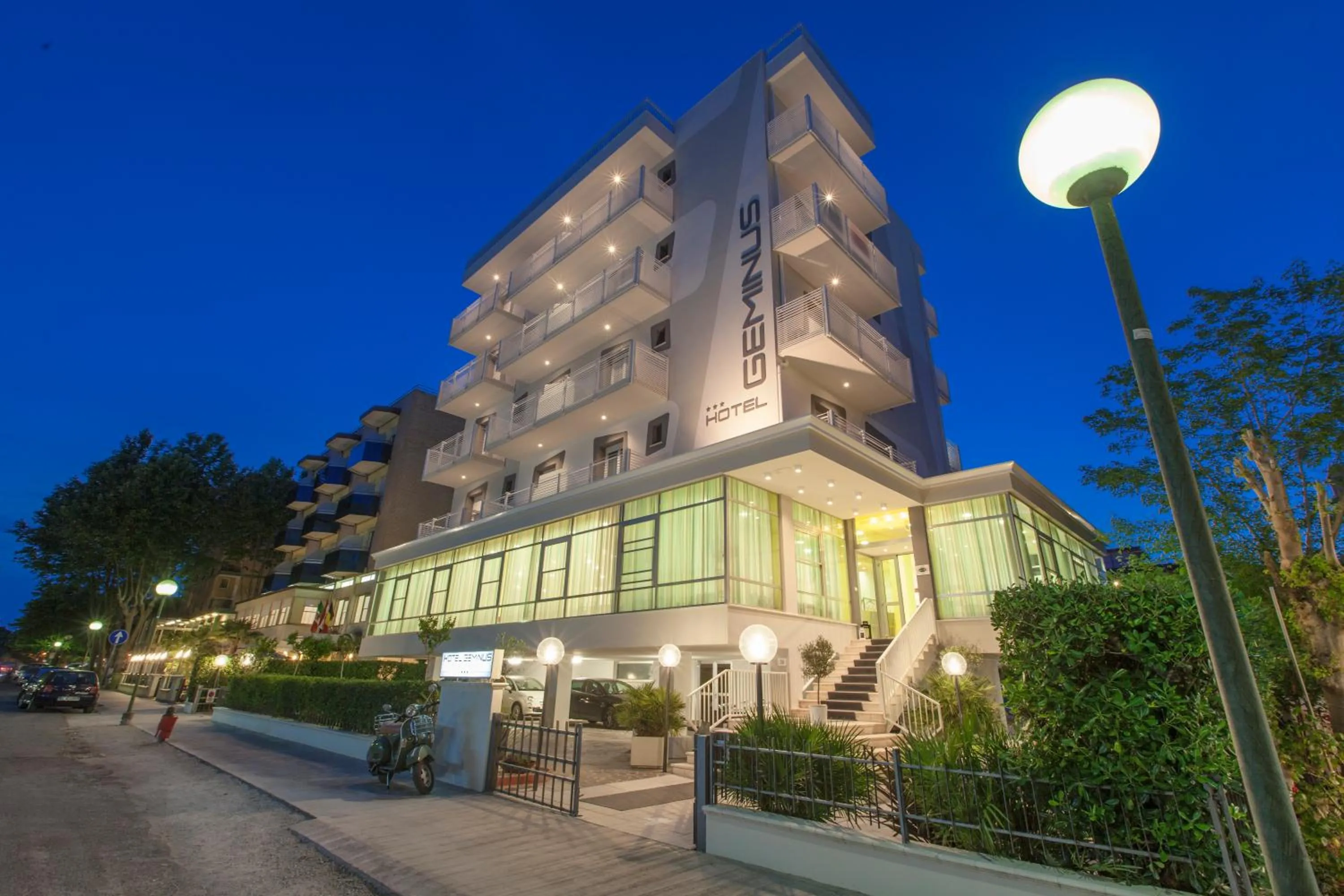 Facade/entrance in Hotel Geminus B&B