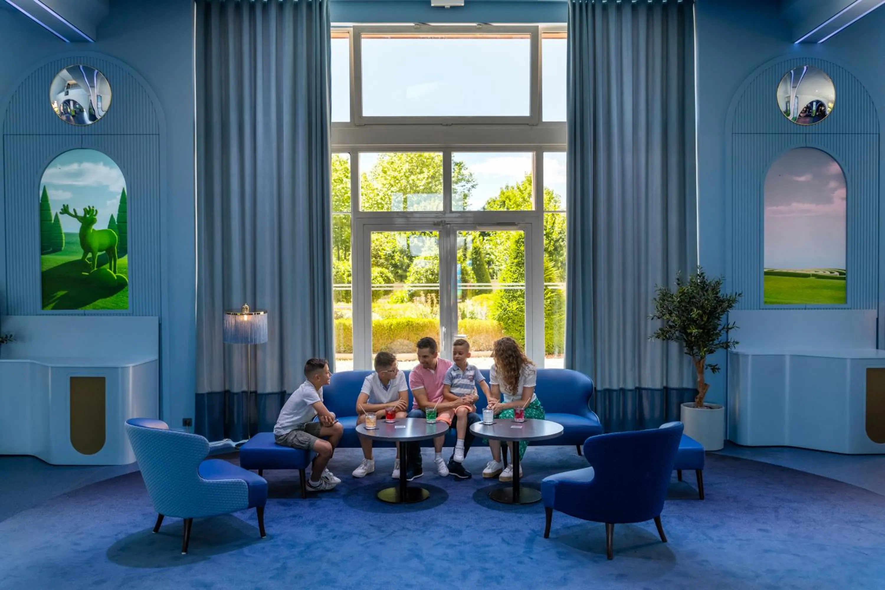 Drinks in Grand Magic Hotel Marne La Vallée