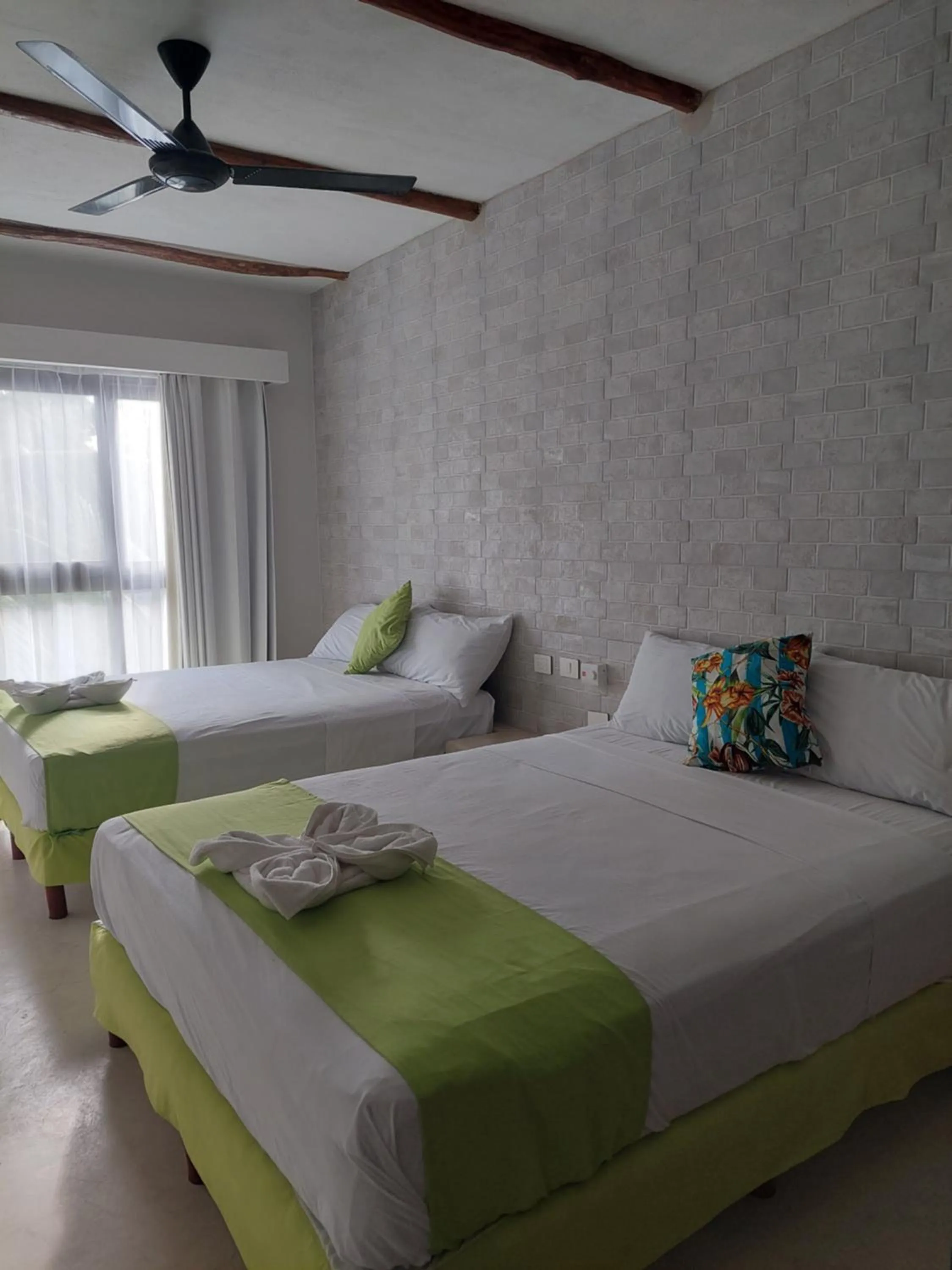 Photo of the whole room, Bed in Hotel MAYARI Holbox