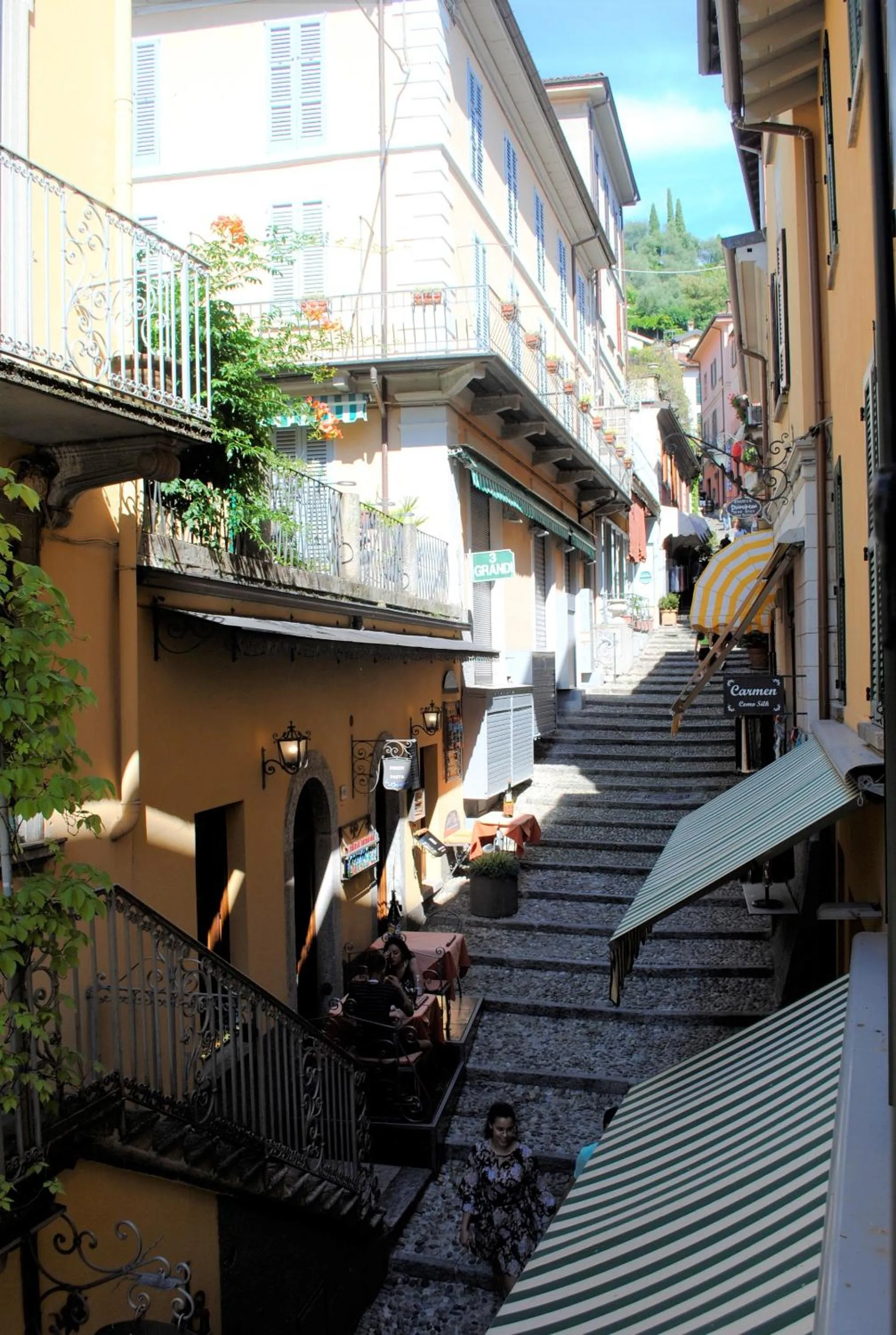 Street view in Suite Villa Lillia