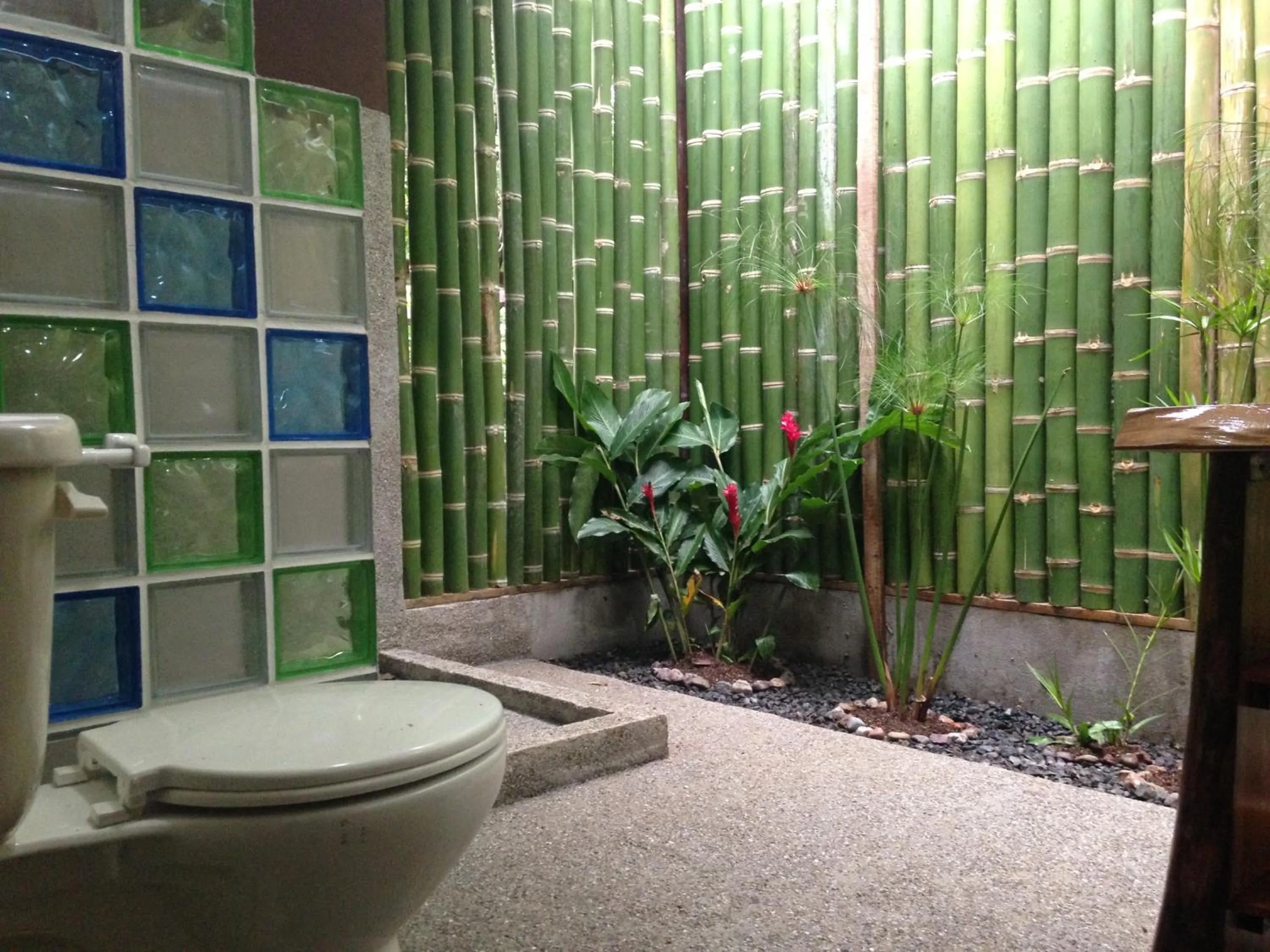 Bathroom in Jungle Lodge at Wild Sun Rescue Center