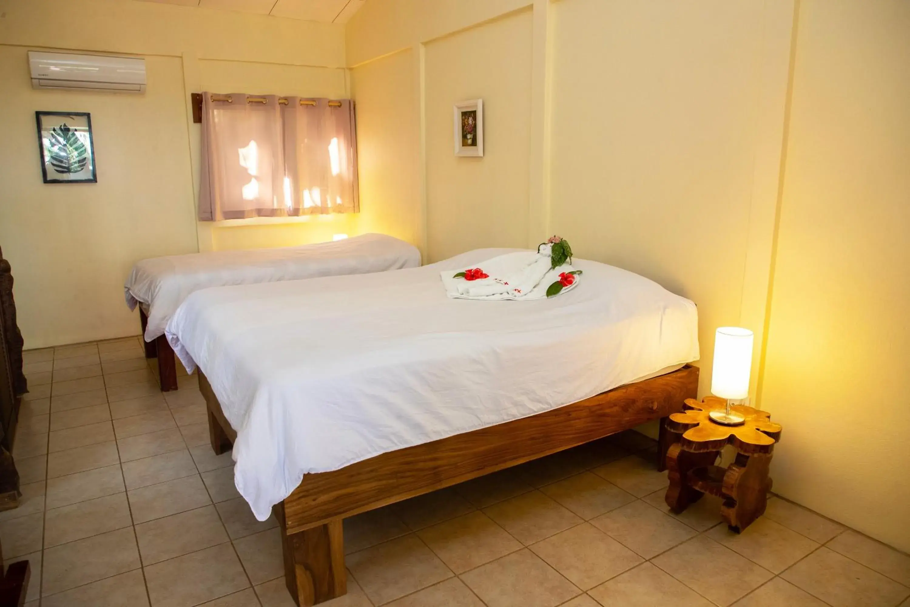 Deluxe Double Room with Sea View in Jungle Lodge at Wild Sun Rescue Center Deluxe Double Room with Sea View in Jungle Lodge at Wild Sun Rescue Center