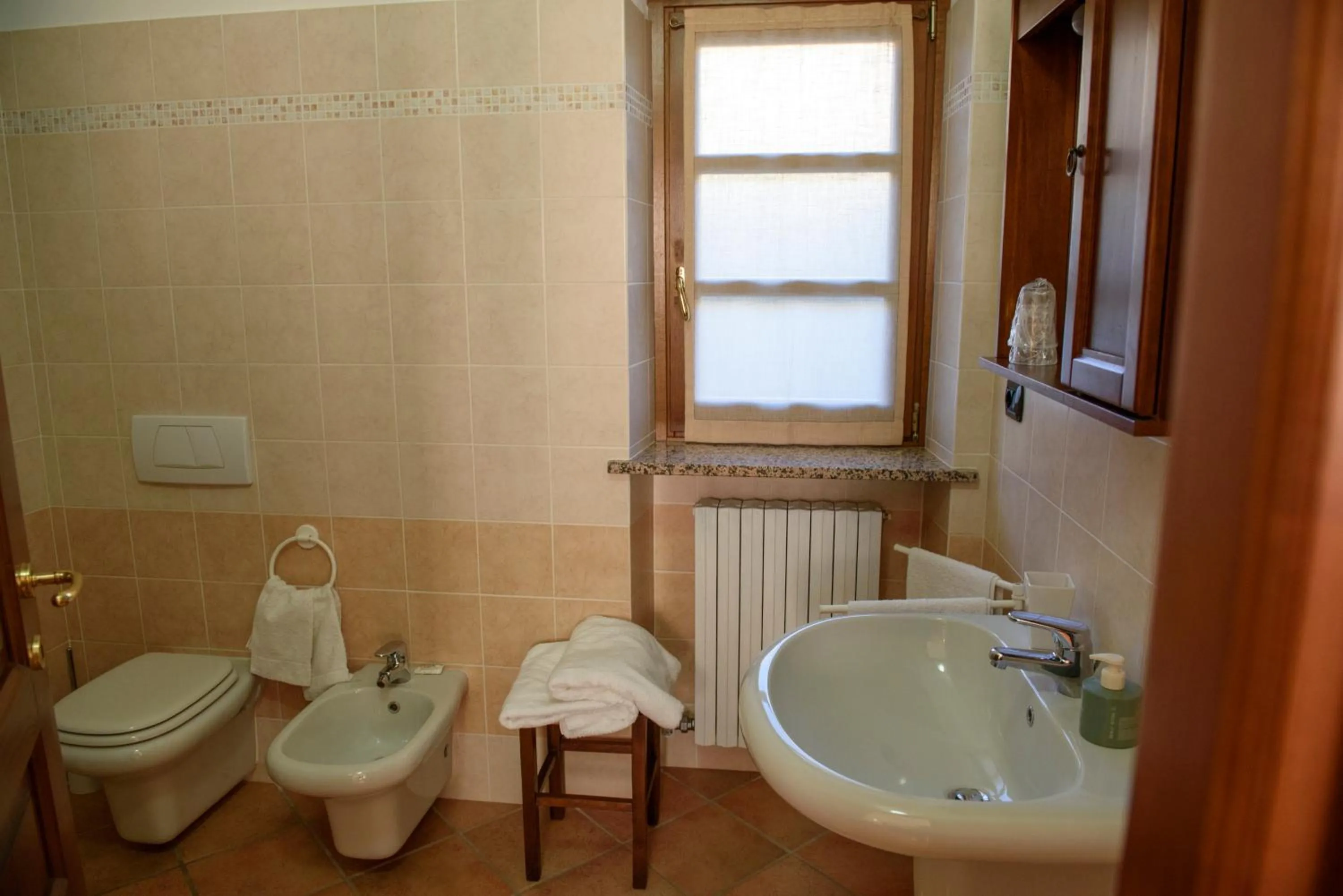 Large Double Room in Cascina La Corte