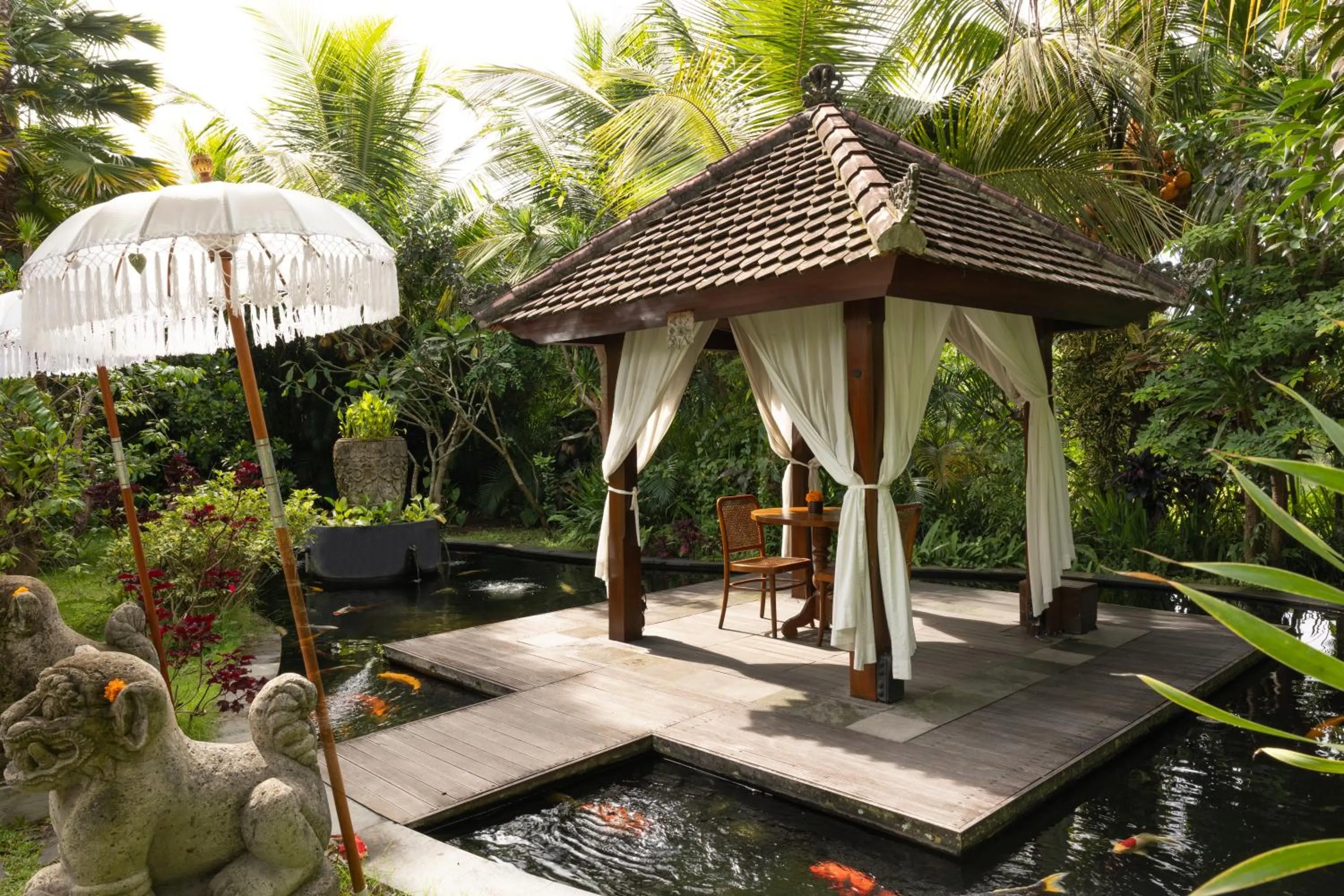 Seating area in Adiwana Unagi Suites