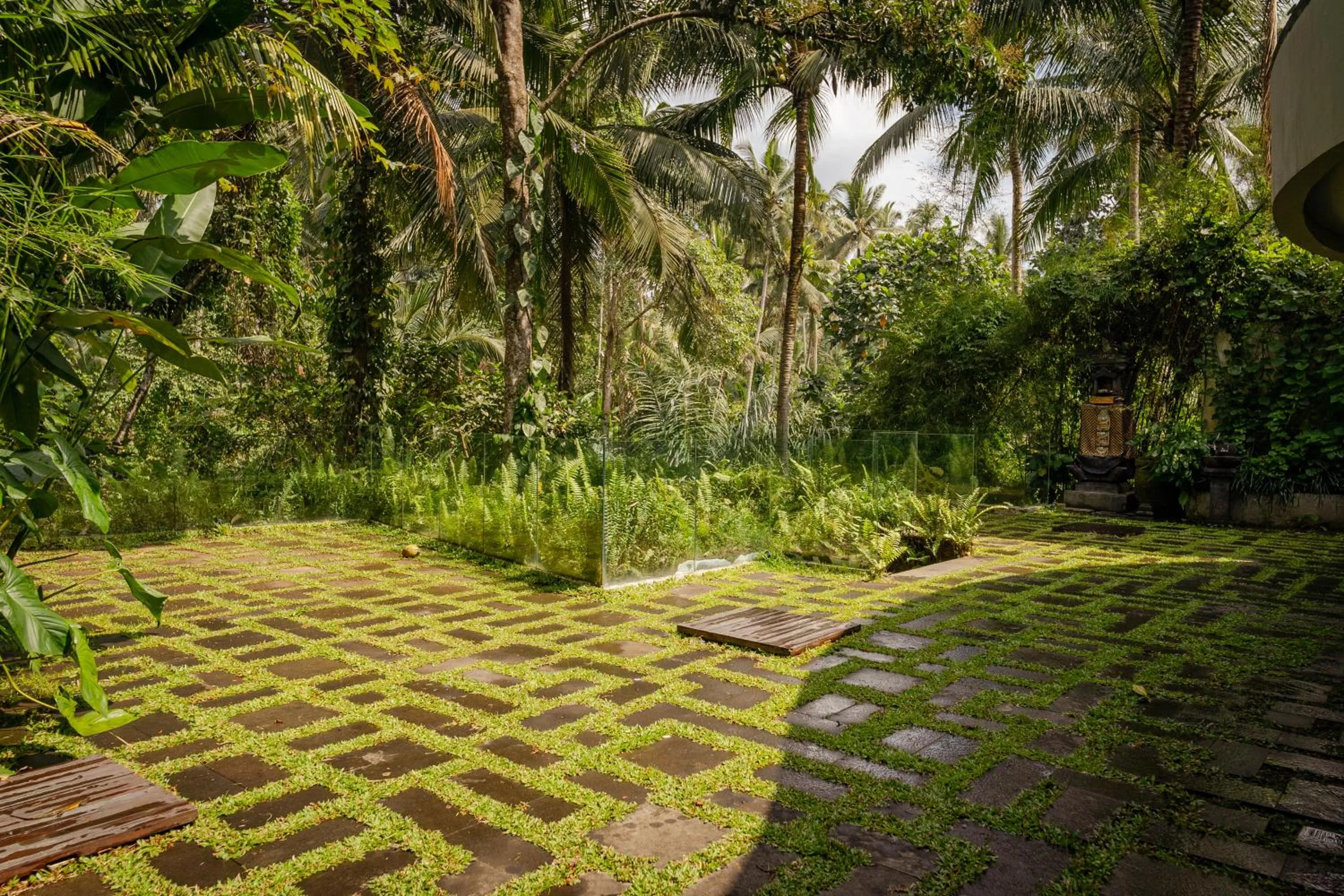 Garden in Adiwana Unagi Suites